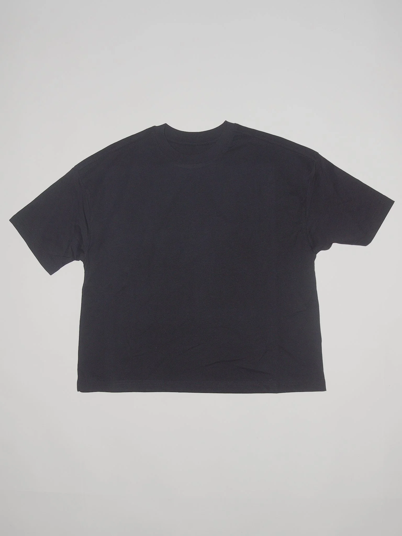 Black-T-Shirt-Crop-Big-face (1).jpg