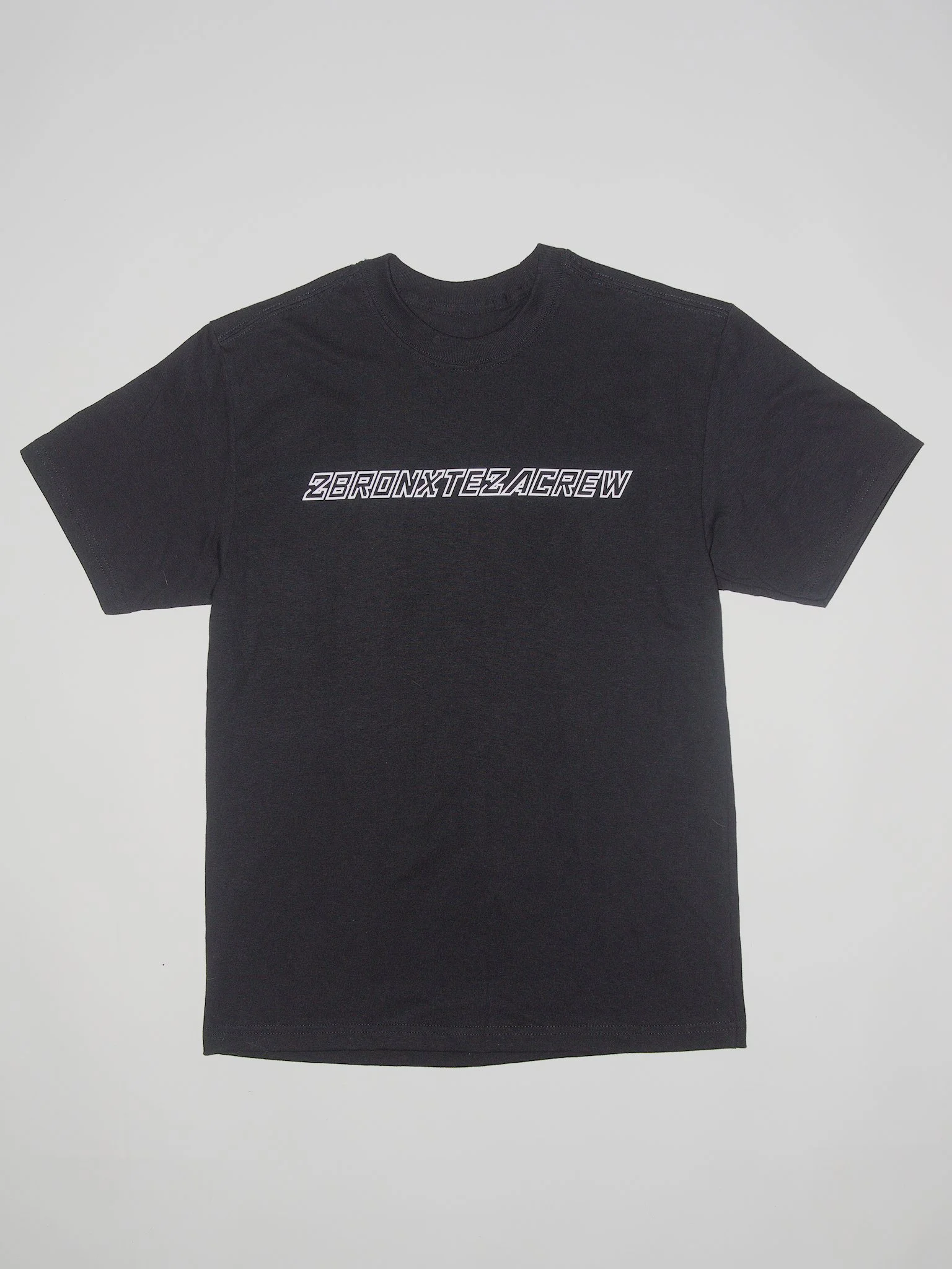 Black Tee "Street elegant"