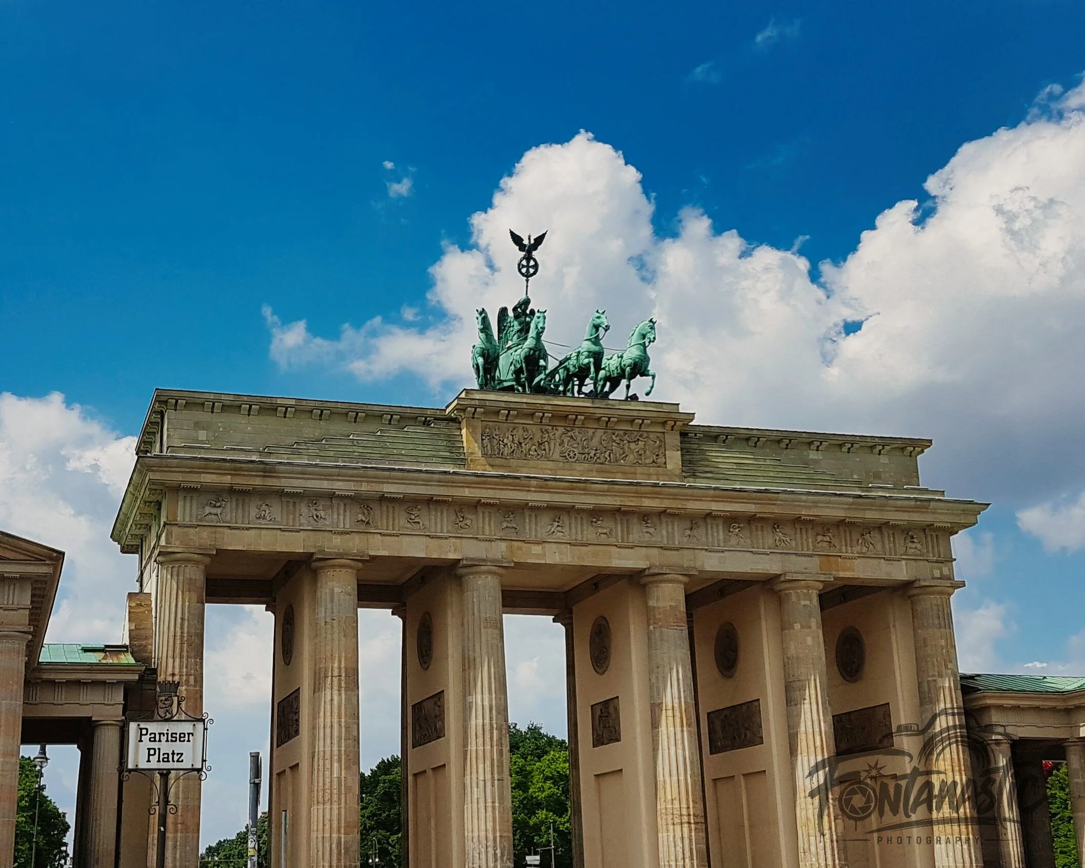 2017-05-31 - Berlin, Brandenburger Tor.jpg