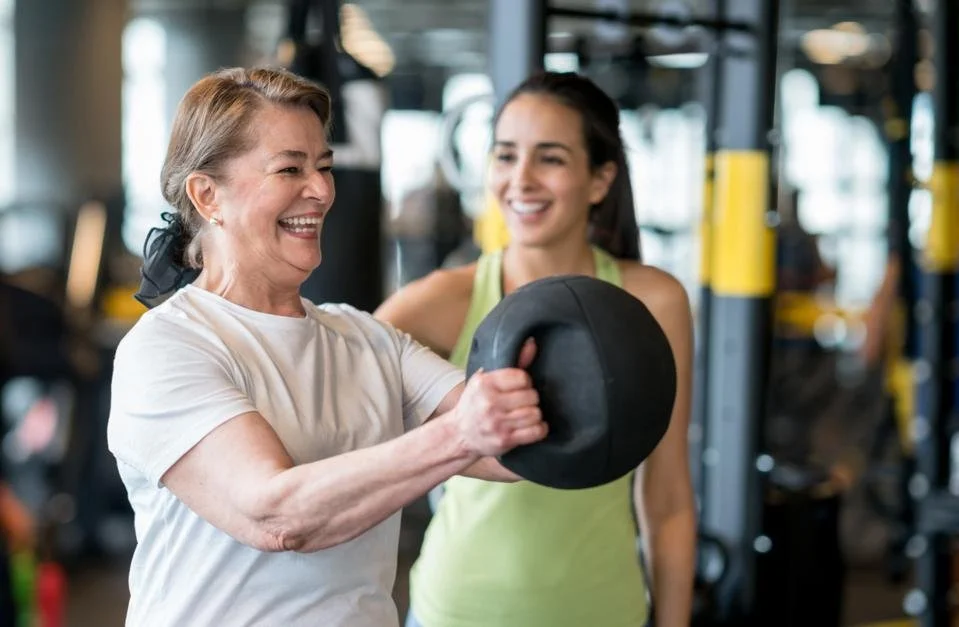 The Executive Woman’s Playbook For Hiring The Right Personal Trainer