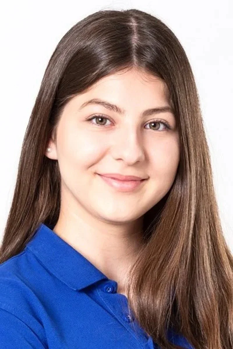Sila Secilmis, Dentalassistentin in Binningen