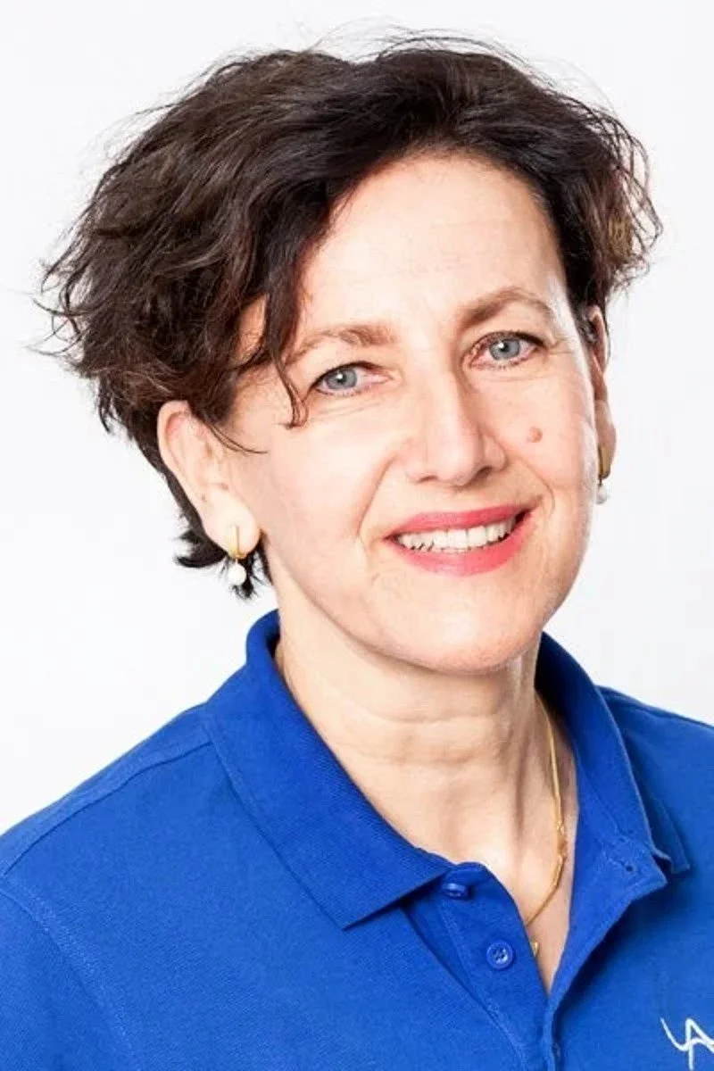 Andrea Däublin-Schmid, Dentalhygienikerin in der Zahnarztpraxis zur alten Waage in Binningen