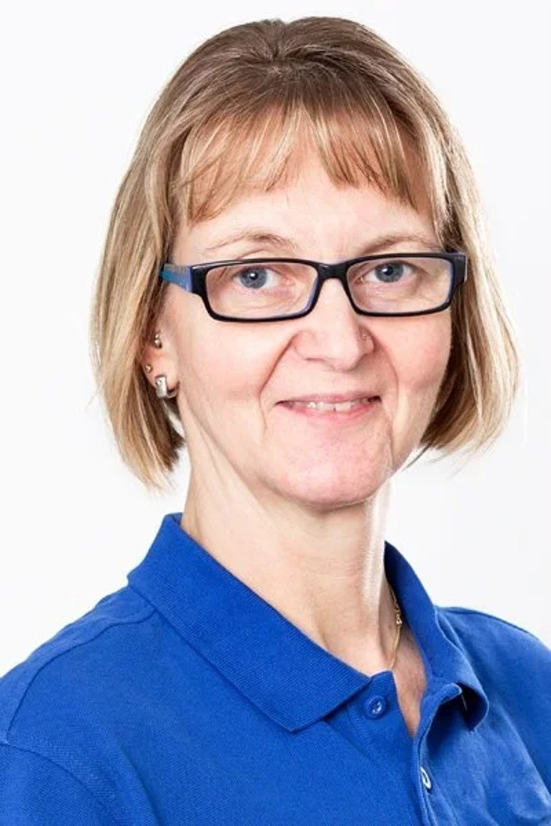 Nathalie Rhyn-Glardon, Dentalassistentin in Binningen