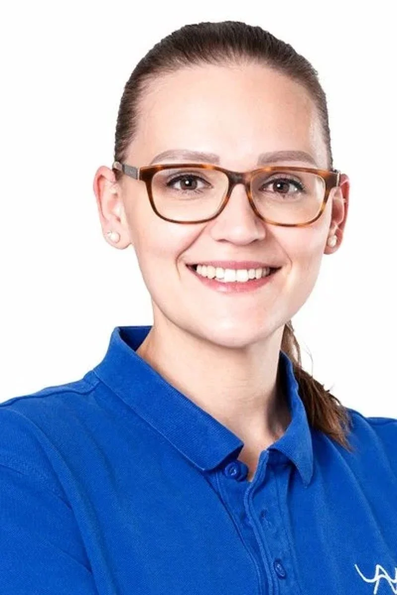Nicole Fernandez, Dentalassistentin und Prophylaxeassistentin in Binningen