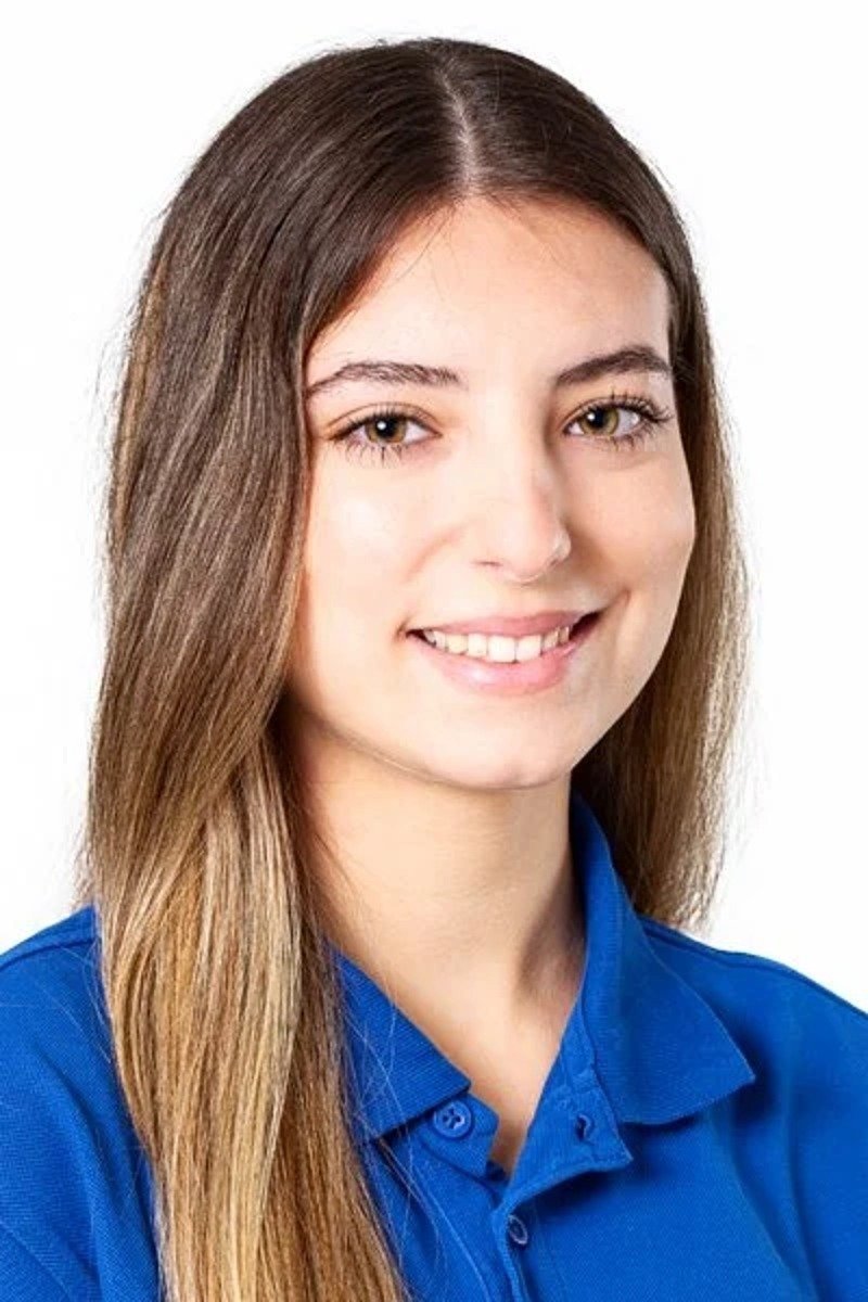 Raquel Rodrigues, Dentalassistentin in Binningen