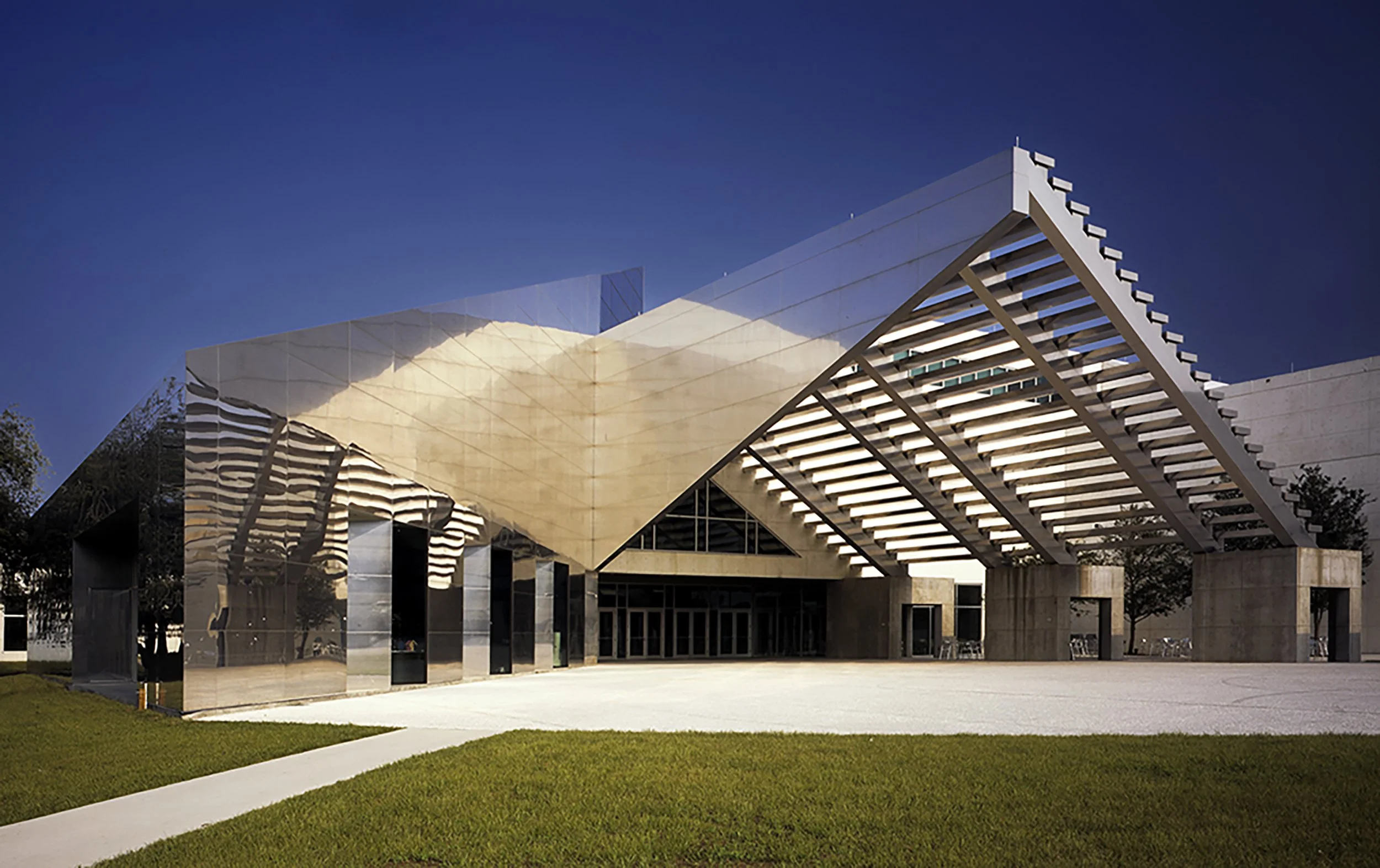Museum of Science and Industry, Tampa; Antoine Predock Architect