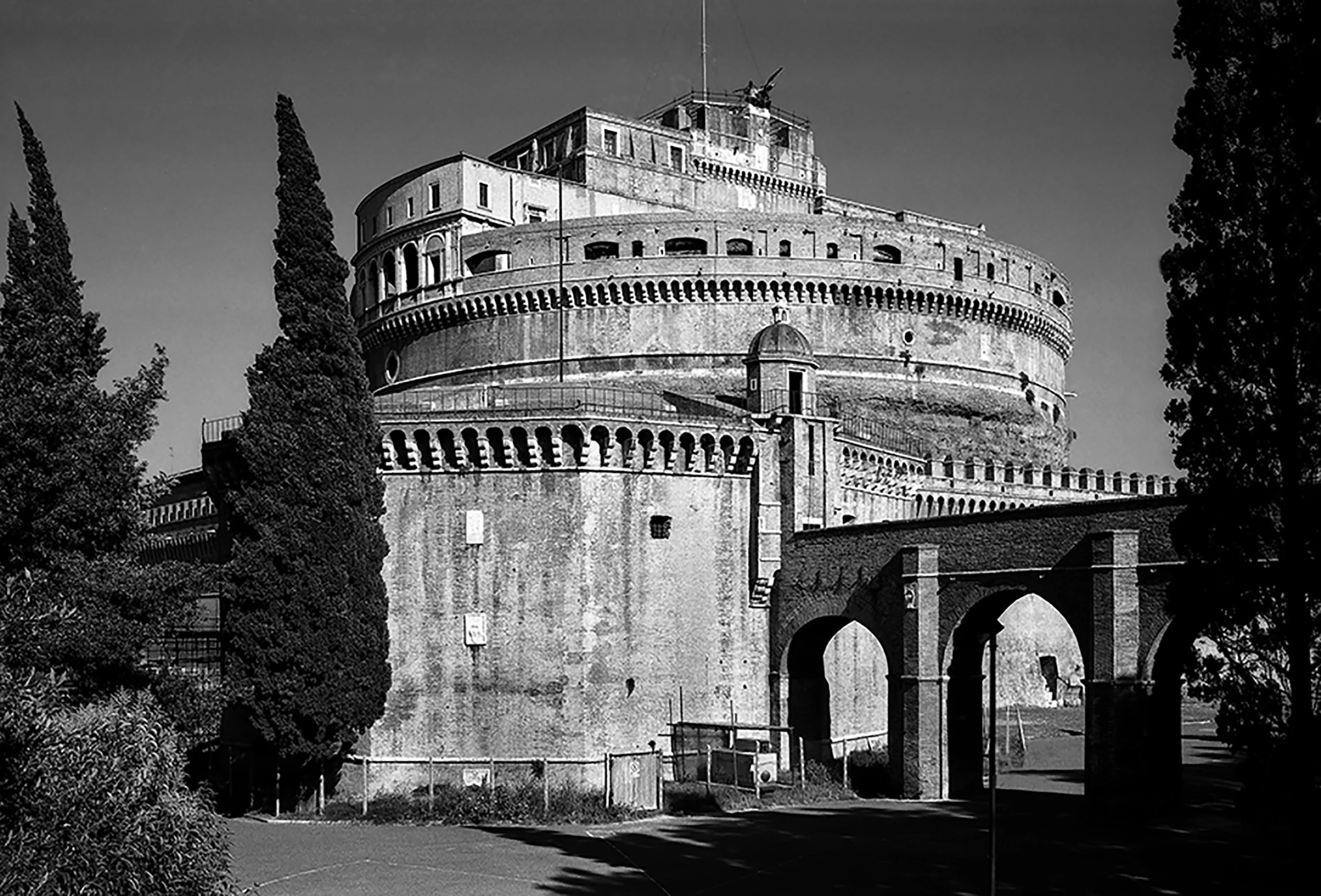 V ROME castel st angelo .jpg