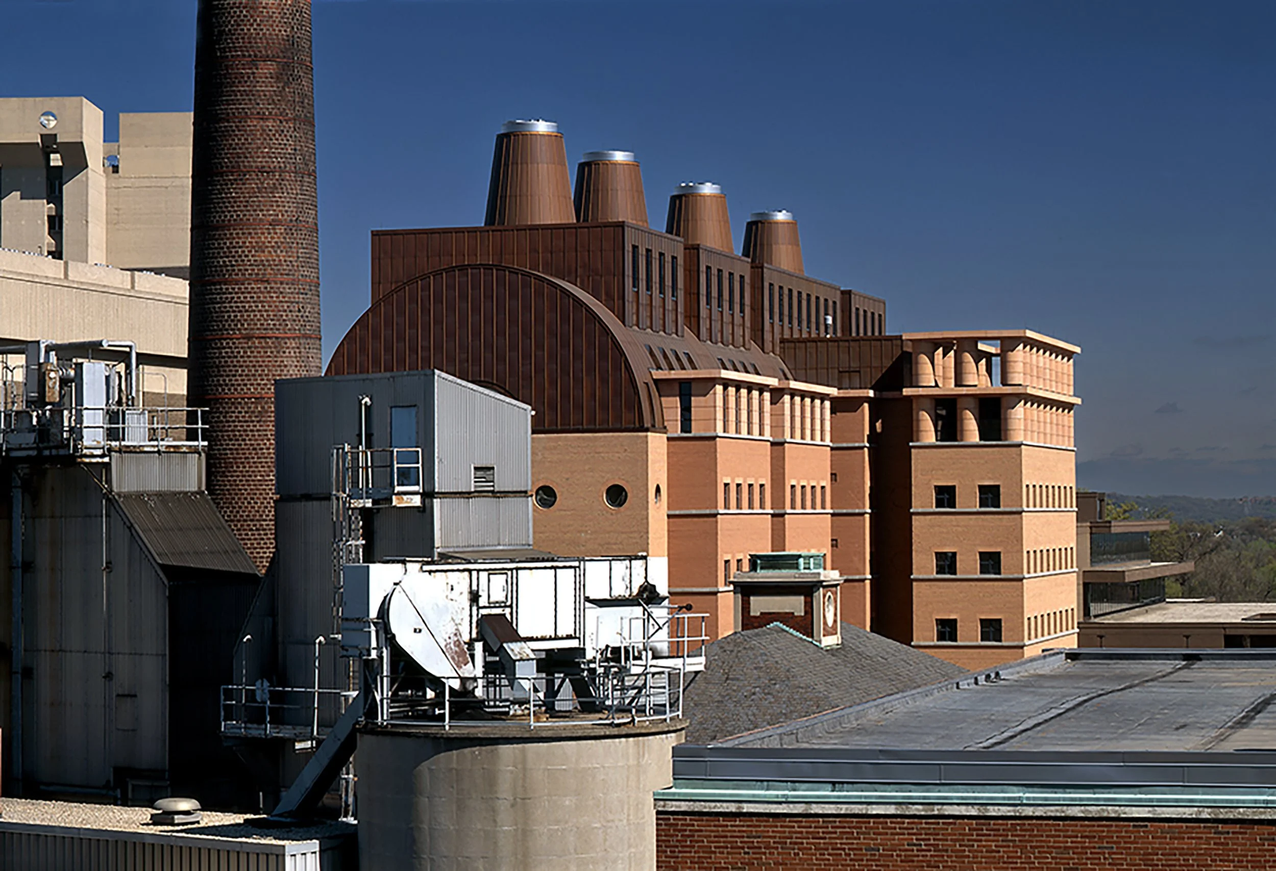Univ. of Cincinnati Engineering School; Michael Graves Architects
