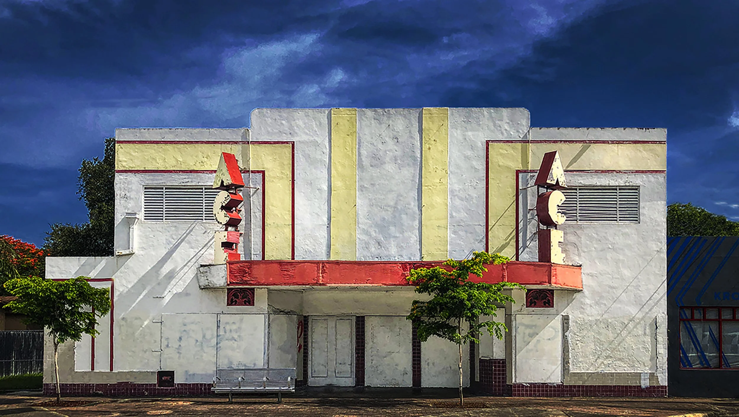 ACE THEATER_8555.jpg