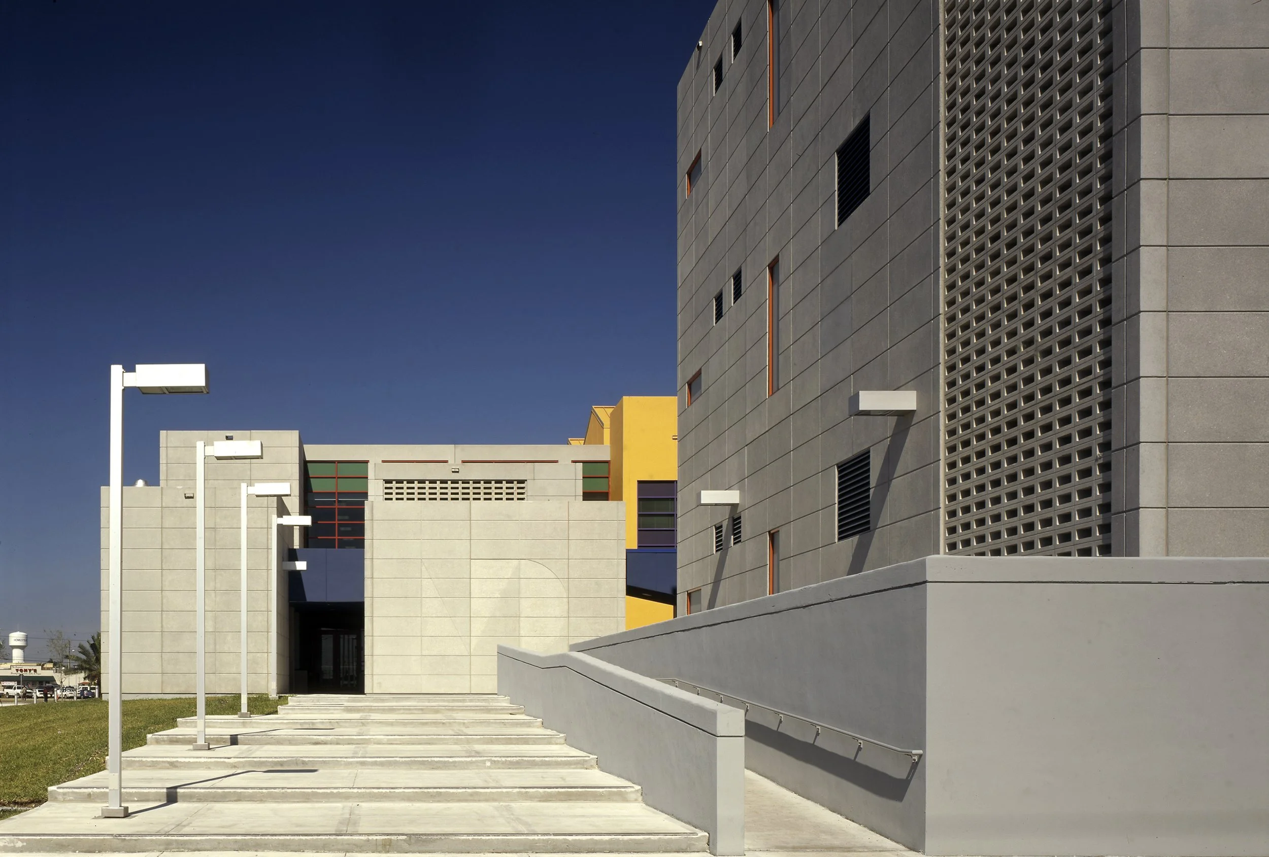 Miami Dade College; Raul Rodriguez Architect