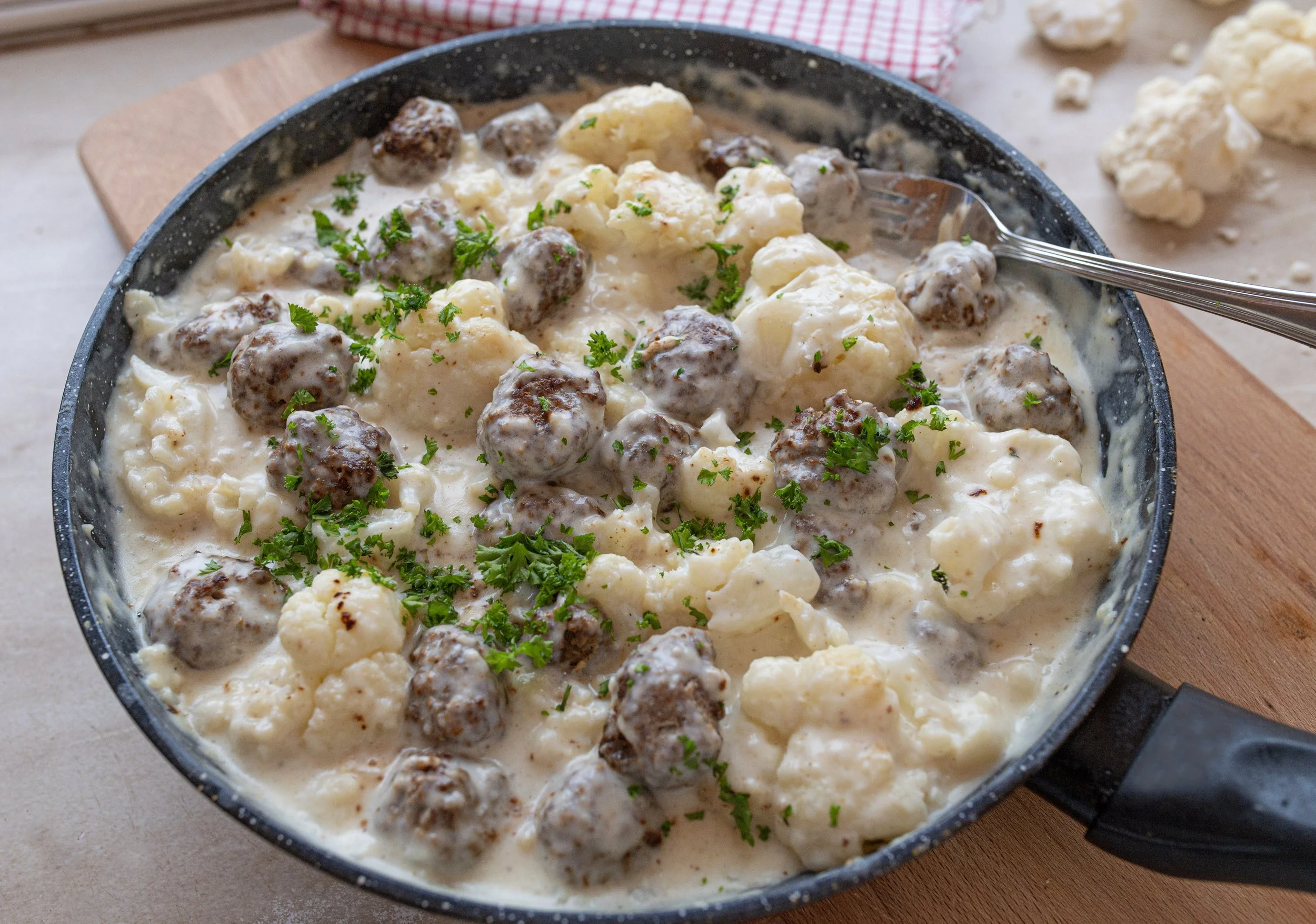 Einfache Hackbällchen Blumenkohl Pfanne