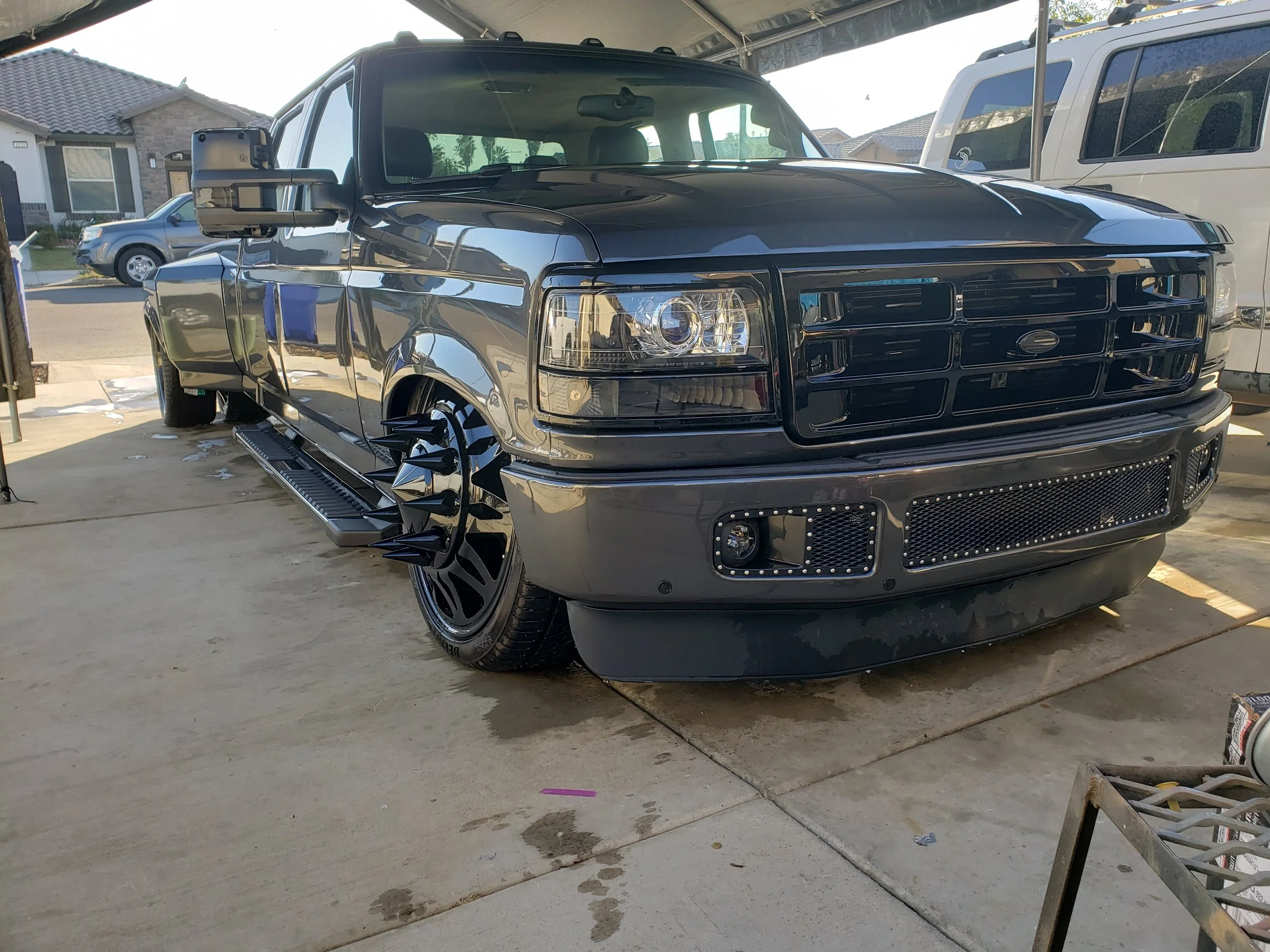 KROWD STORIES — 1994 F-350 “Silver Fox”