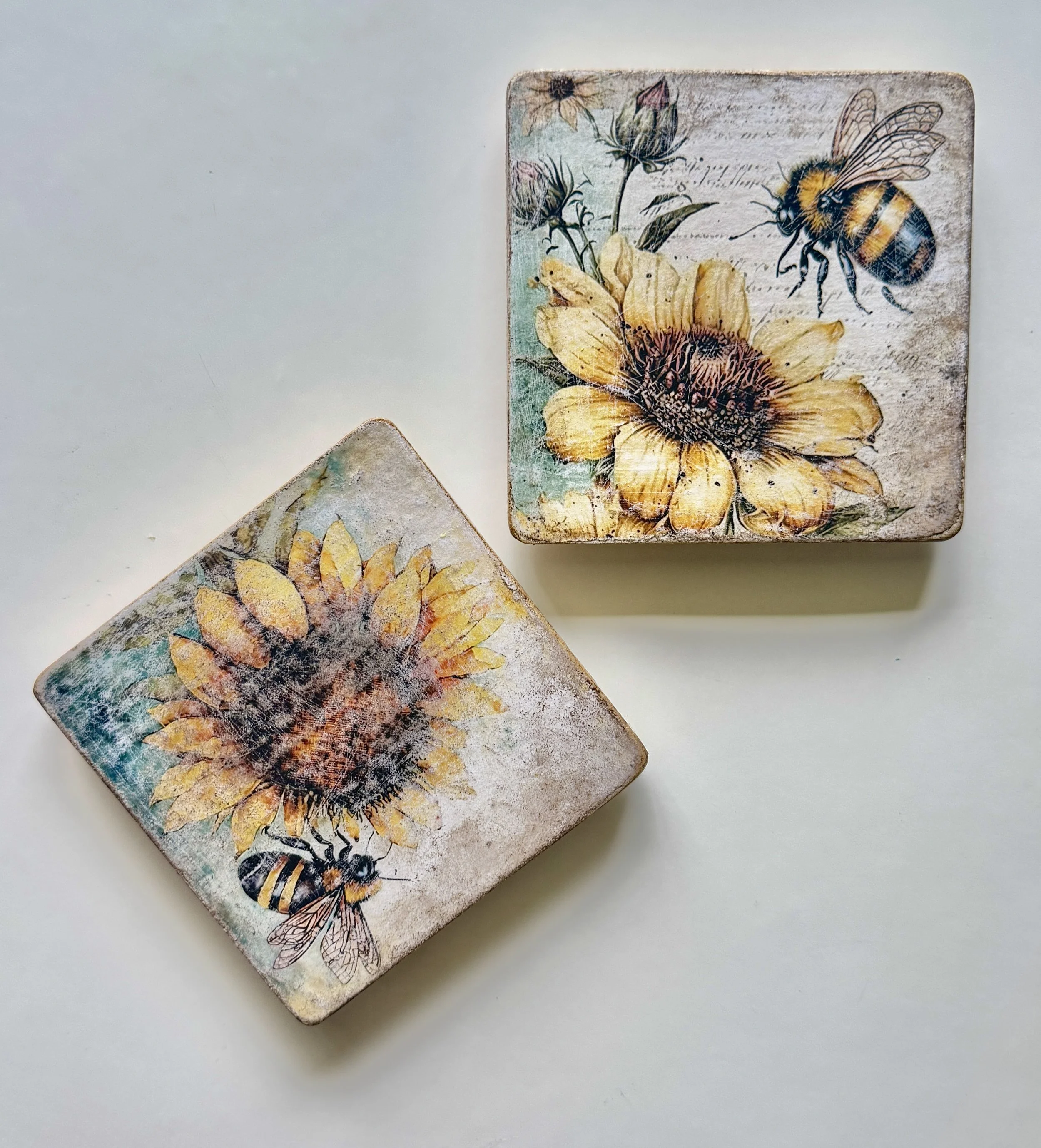 Sunflower Rustic Wooden Coaster with Felt Feet