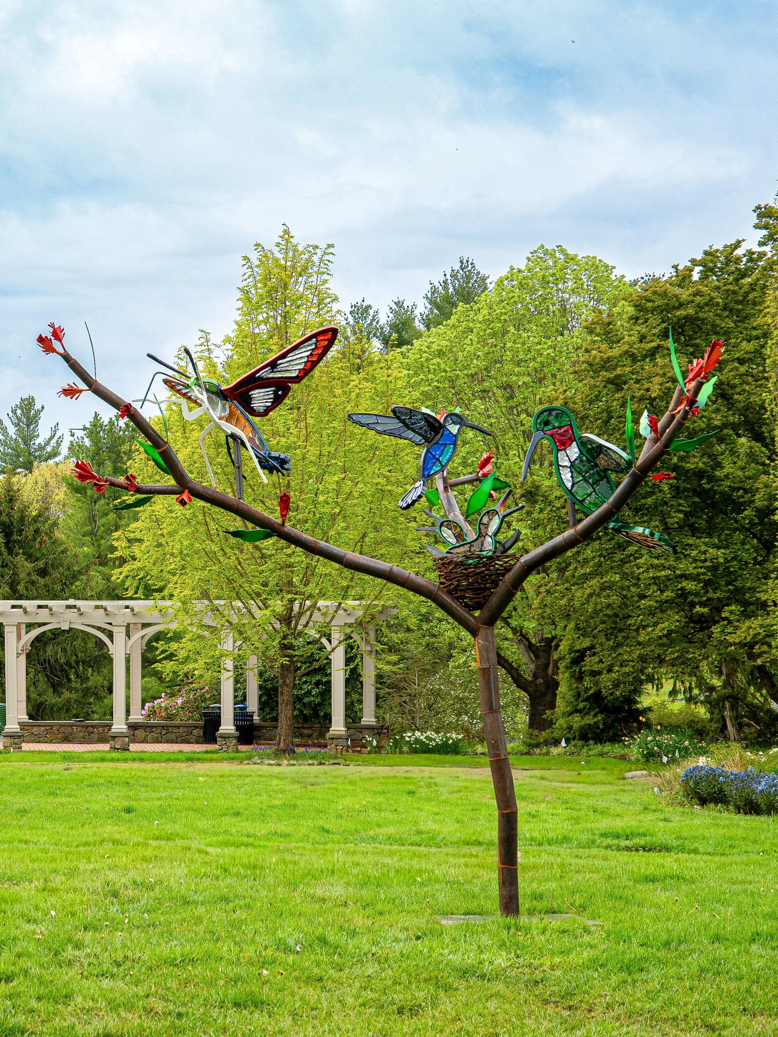 Hummingbird Archway (Right)