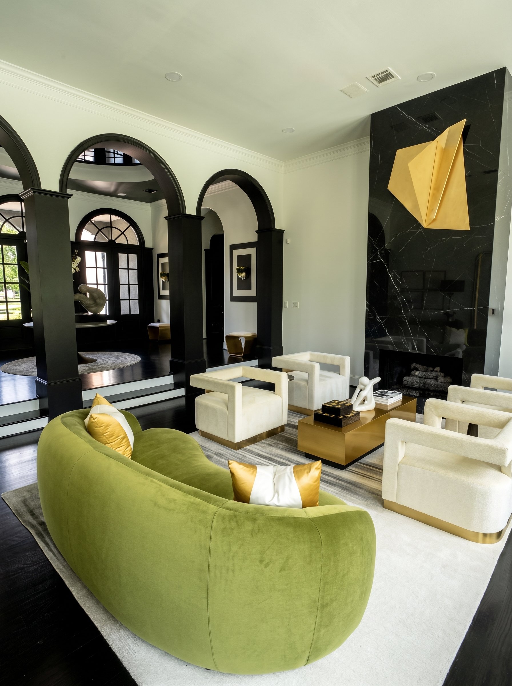 A Modern Perspective — Potomac, Maryland