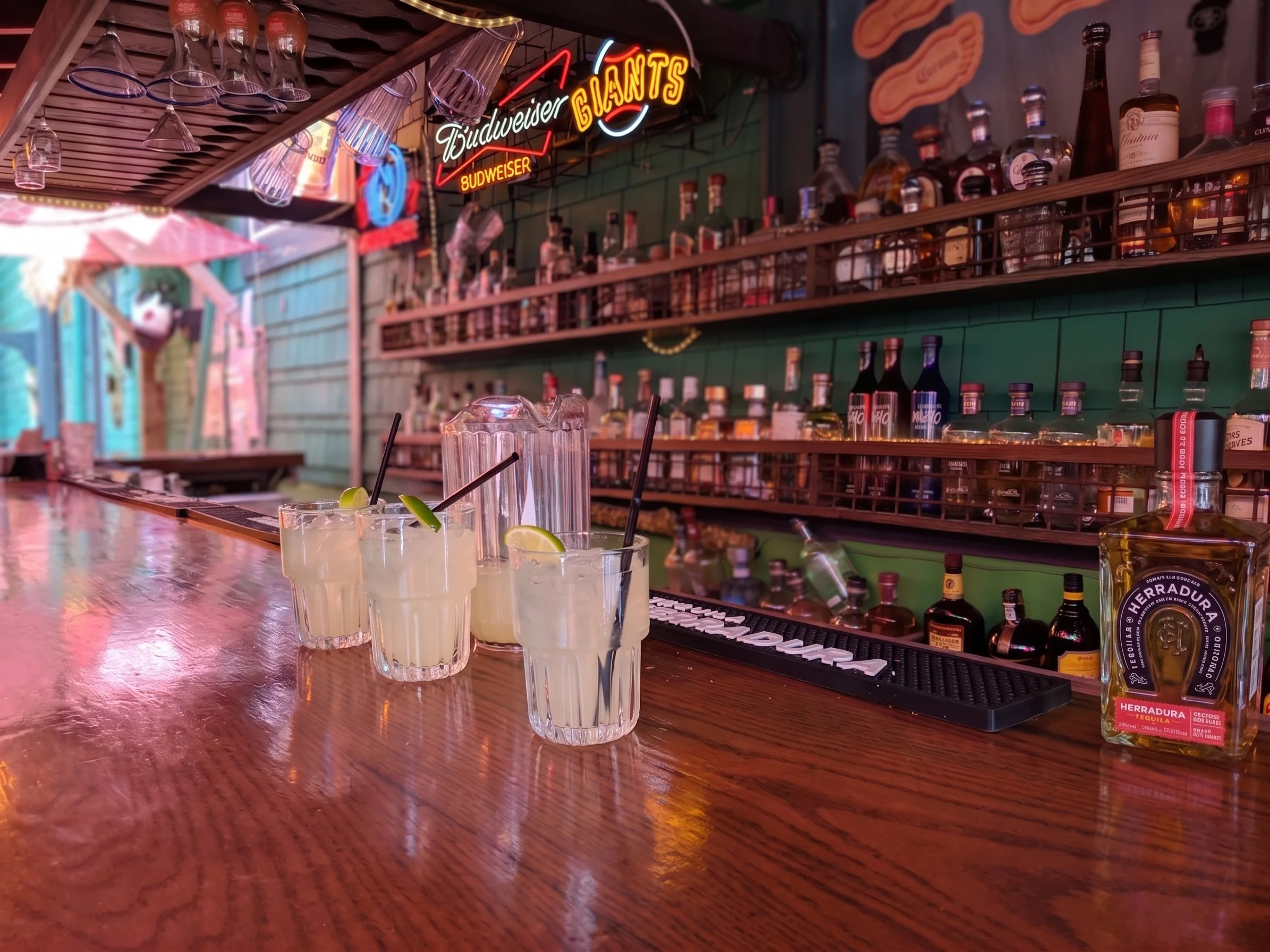 Full Bar