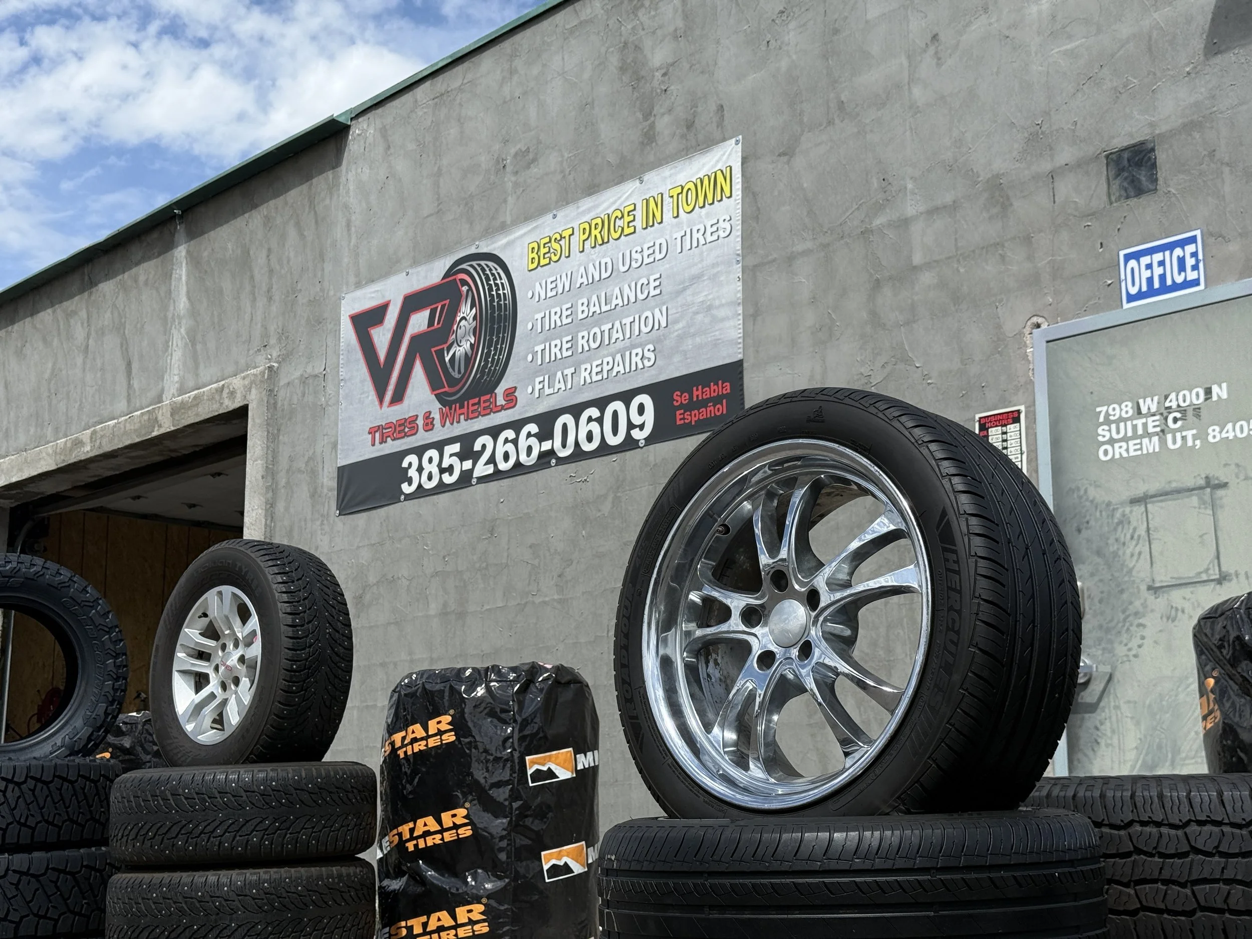 Front of building vr tires with Toyo tires and new sets of wheels in front