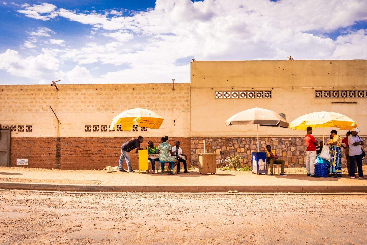 Rwanada - street market.JPG