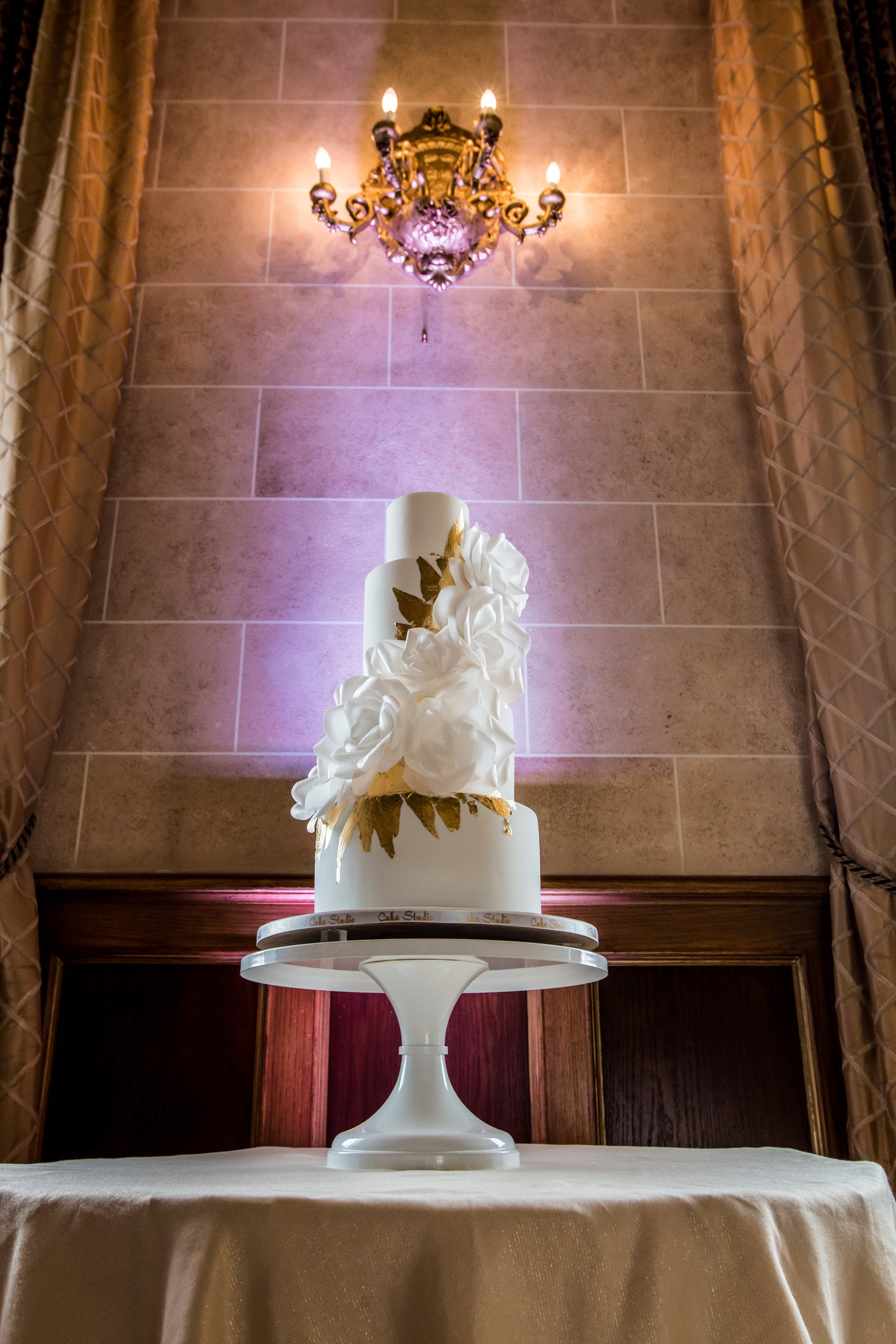 Winnipeg Wedding Cake.JPG