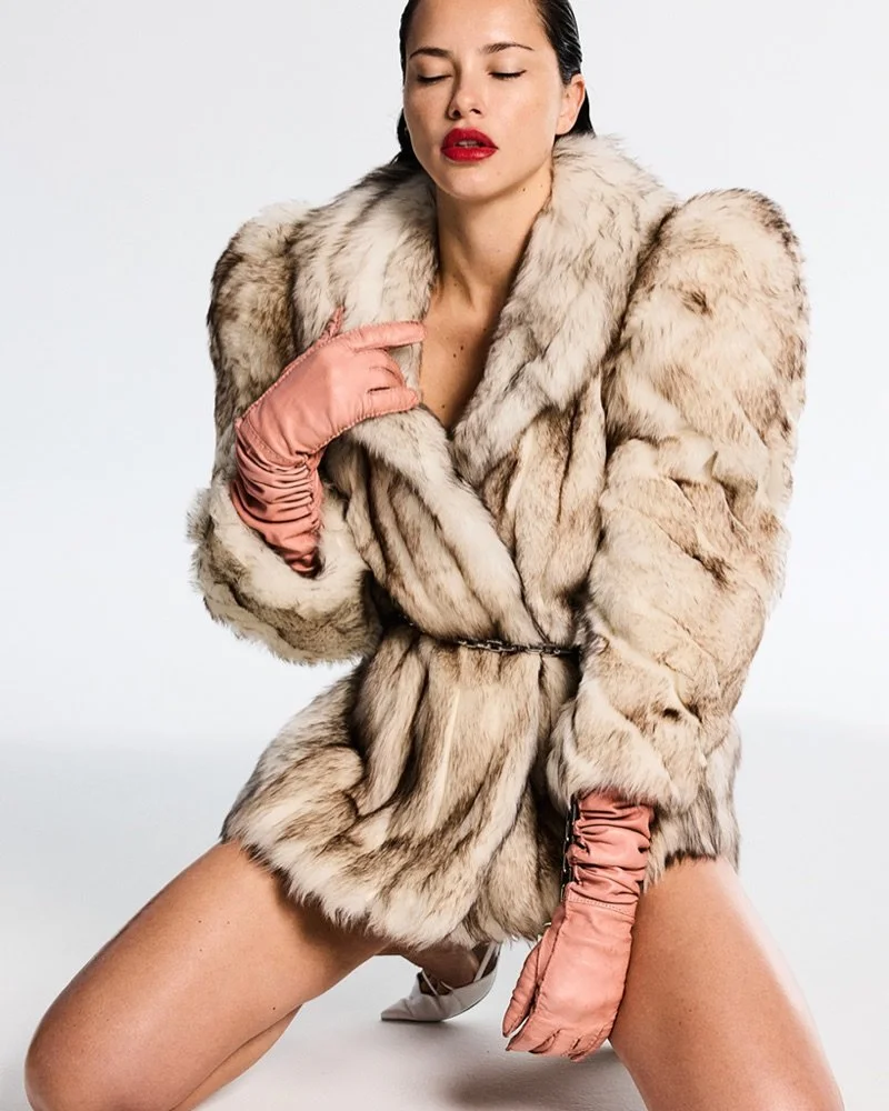 Adriana-Lima-Harpers-Bazaar-Spain-2026-Photoshoot06.jpg