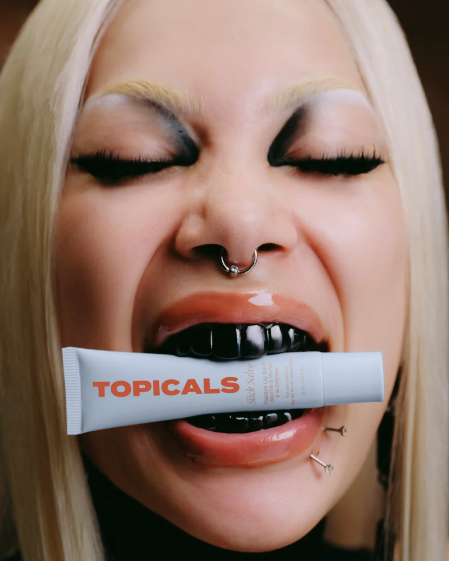 TOPICALS // PAPAYA BAR E-COMMERCE & CAMPAIGN