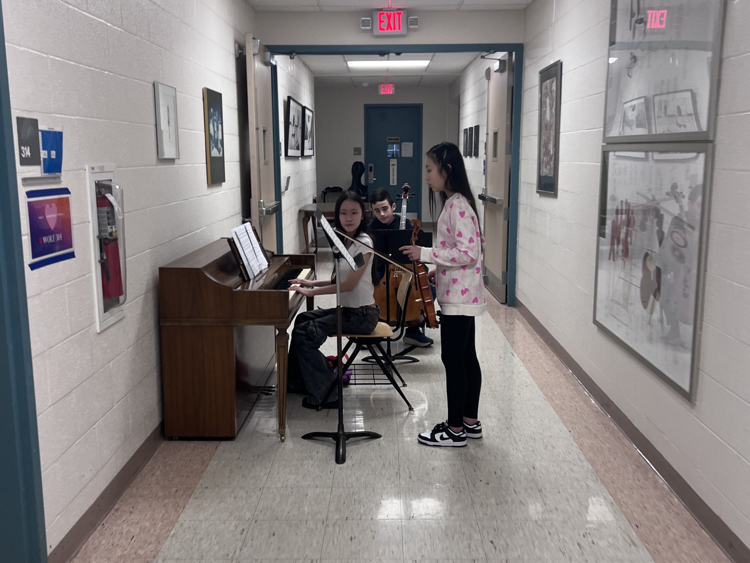 hallway-practice-session-scaled.jpg