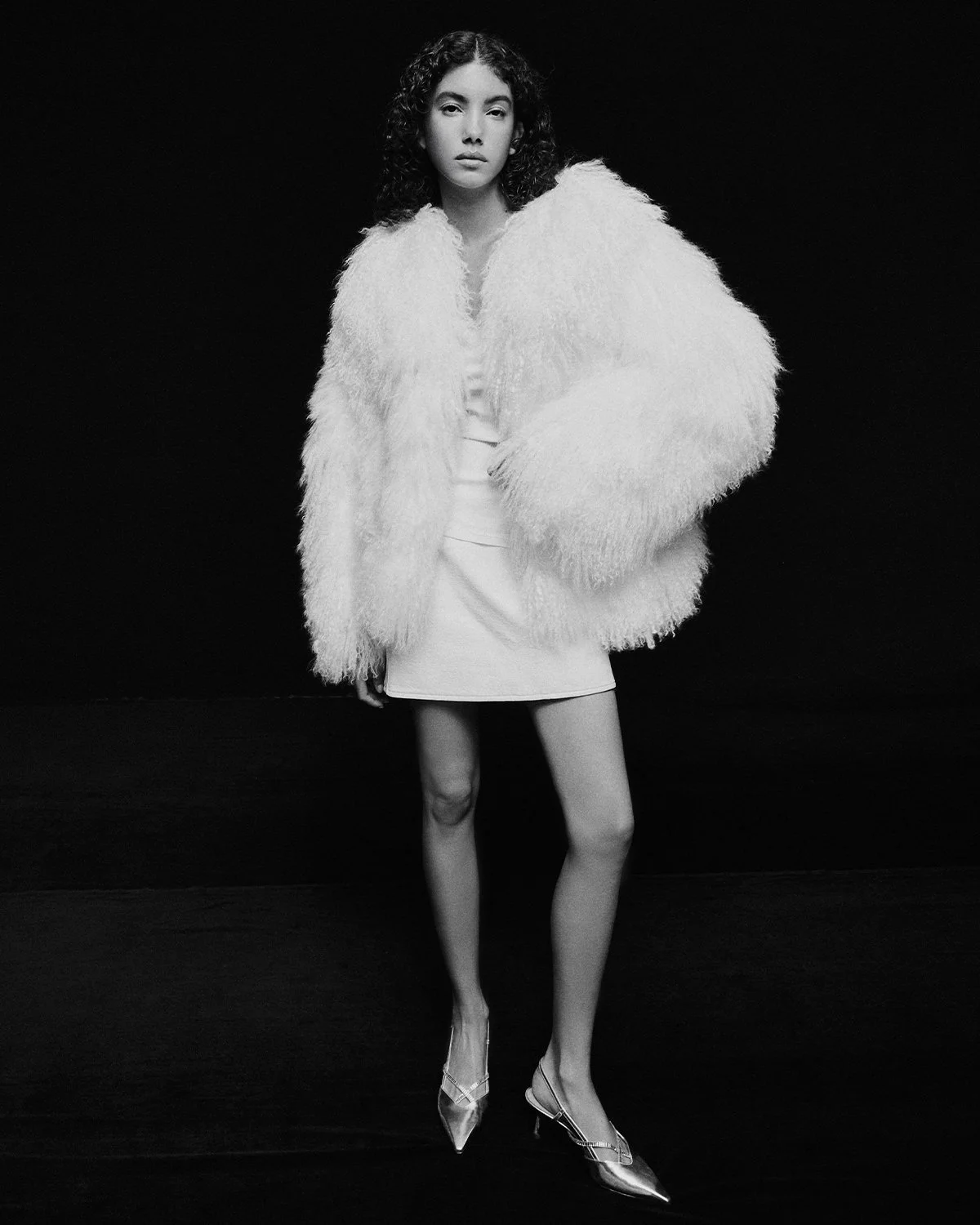 CHARLES-KEITH-winter-24-linitial-modern-occasion-13.jpg