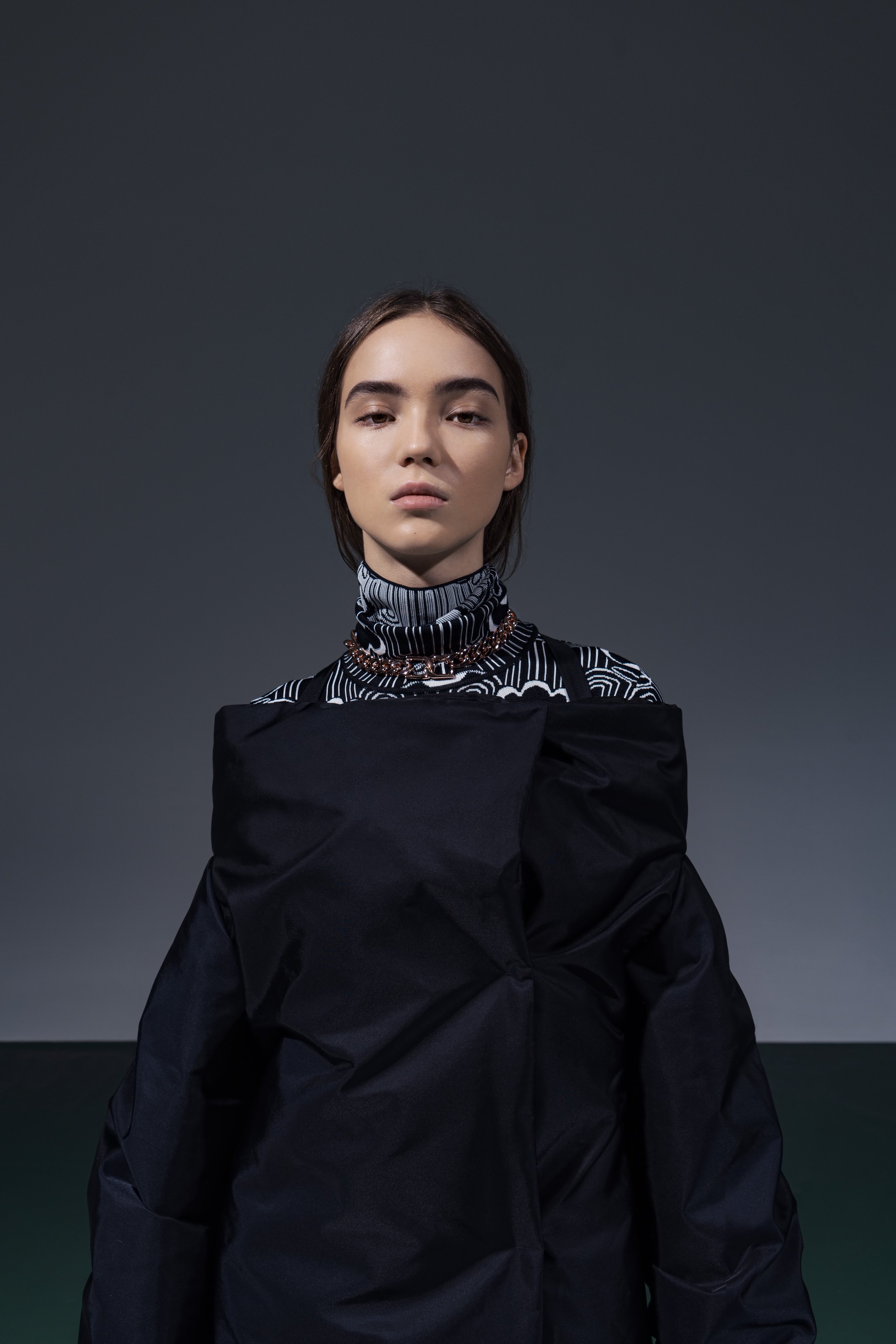 CHARLES-KEITH-winter-22-gabine-sports-02.jpg