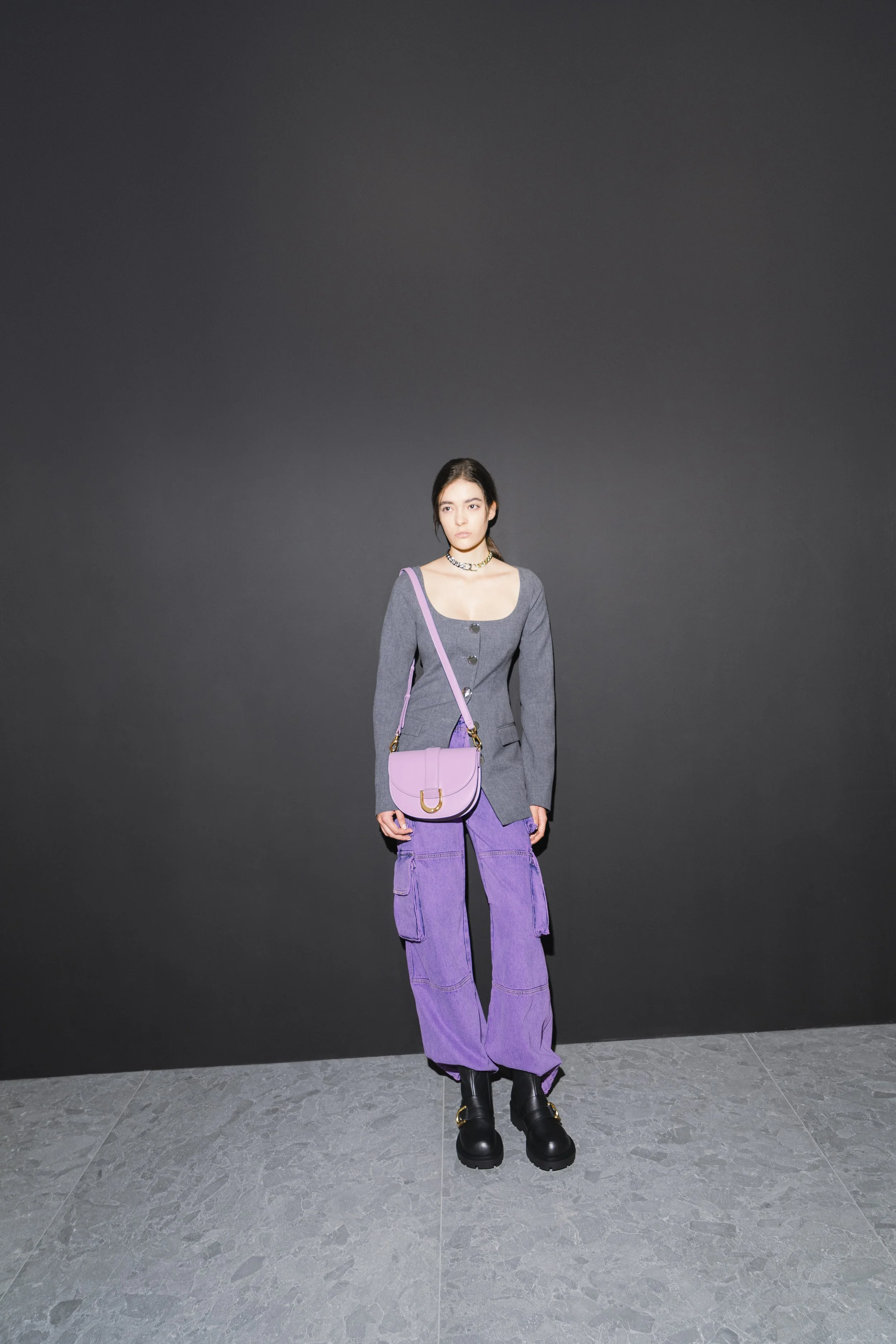 CHARLES-KEITH-winter-22-gabine-lifestyle-04.jpg