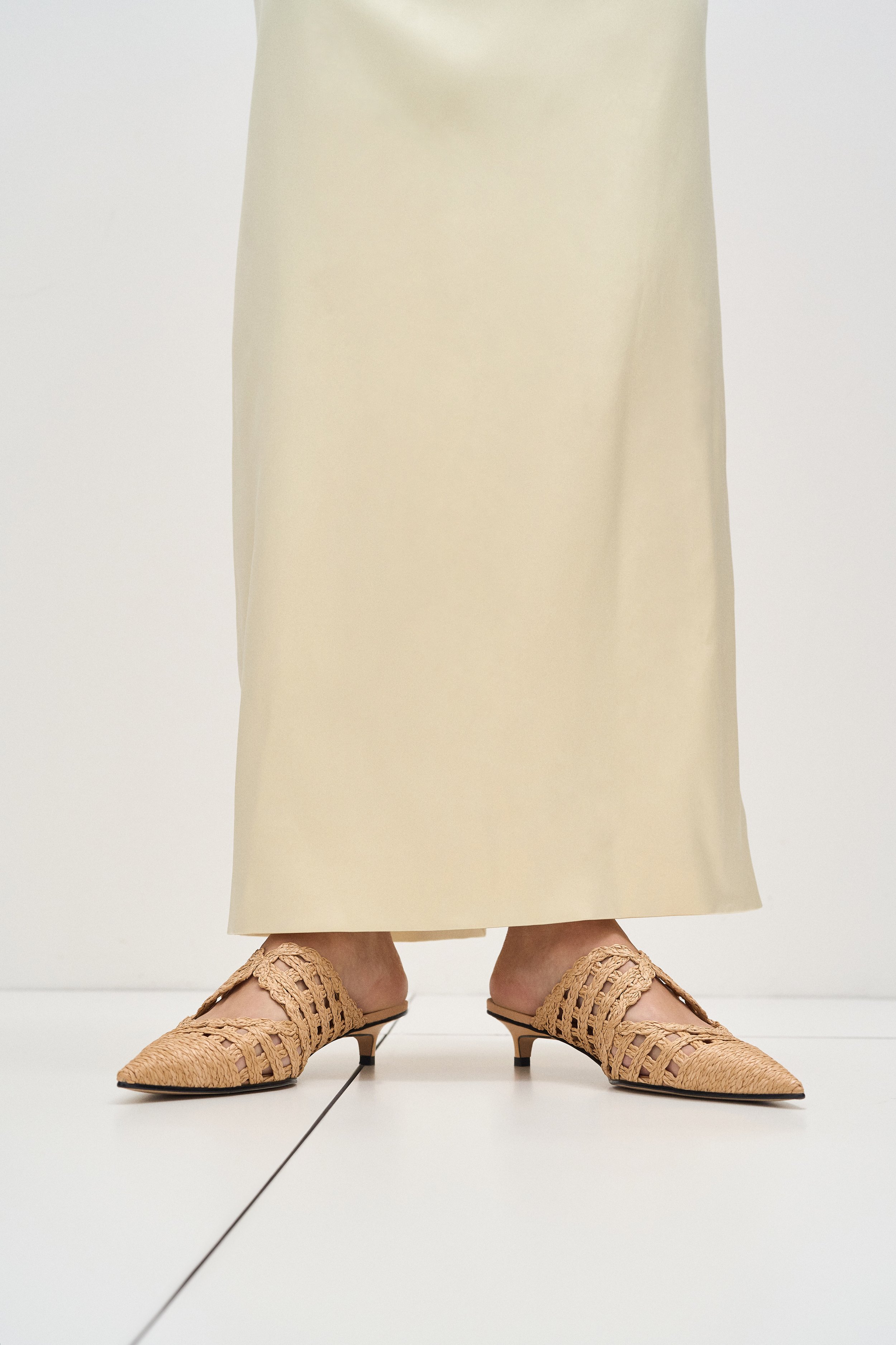 CHARLES-KEITH-summer-24-coast-to-coast-07.jpg