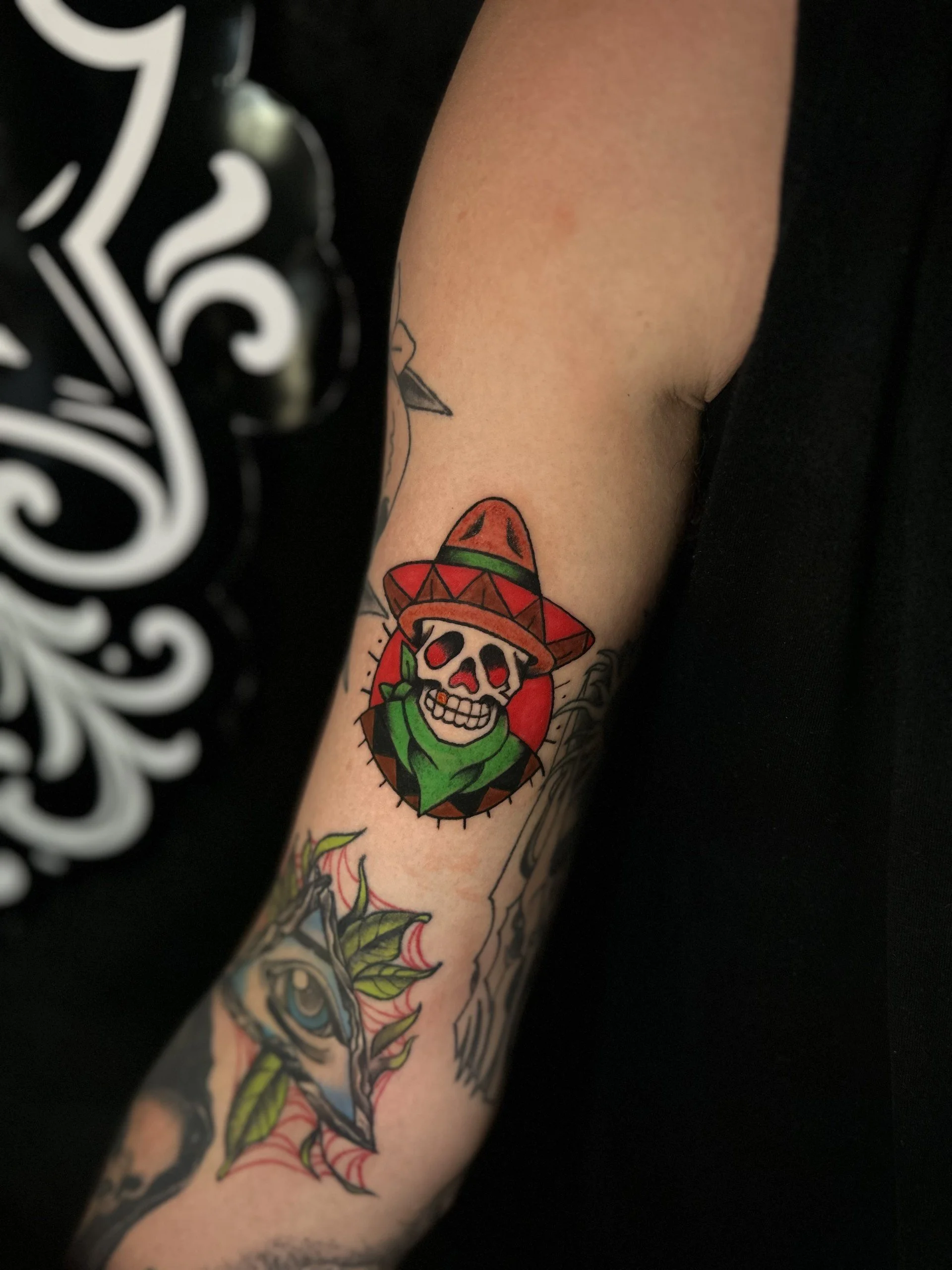 The guest came from the Decameron Resort in Bucerias. He loved the colorful tribute the Day of the Dead. "The best tattoo studio by far"