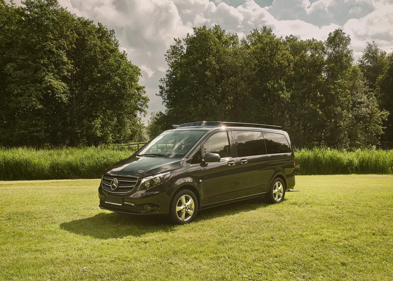 Maas-Campers-3-Mercedes.jpg