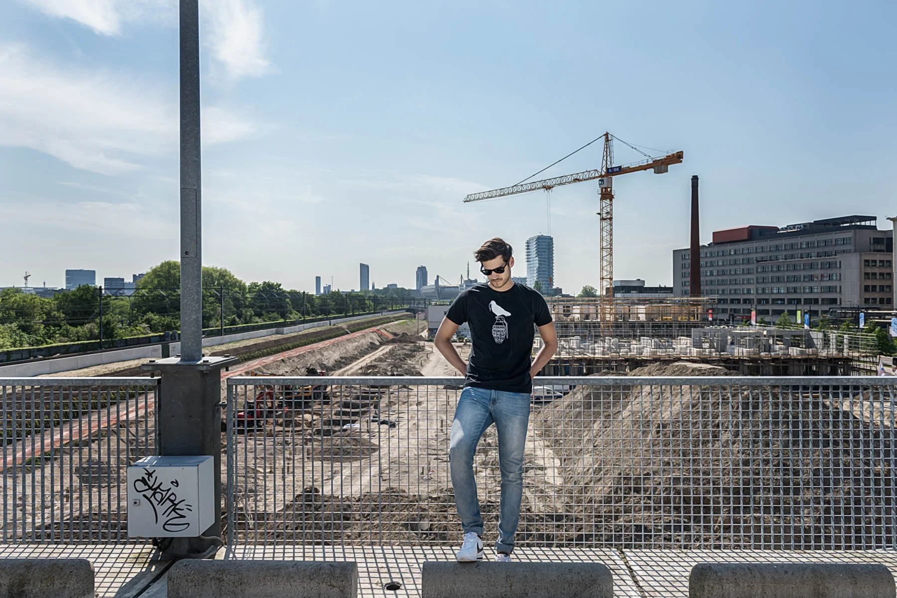Okimono-Bad-Dove-Maikel-Thijssen-Photography-Amsterdam.jpg