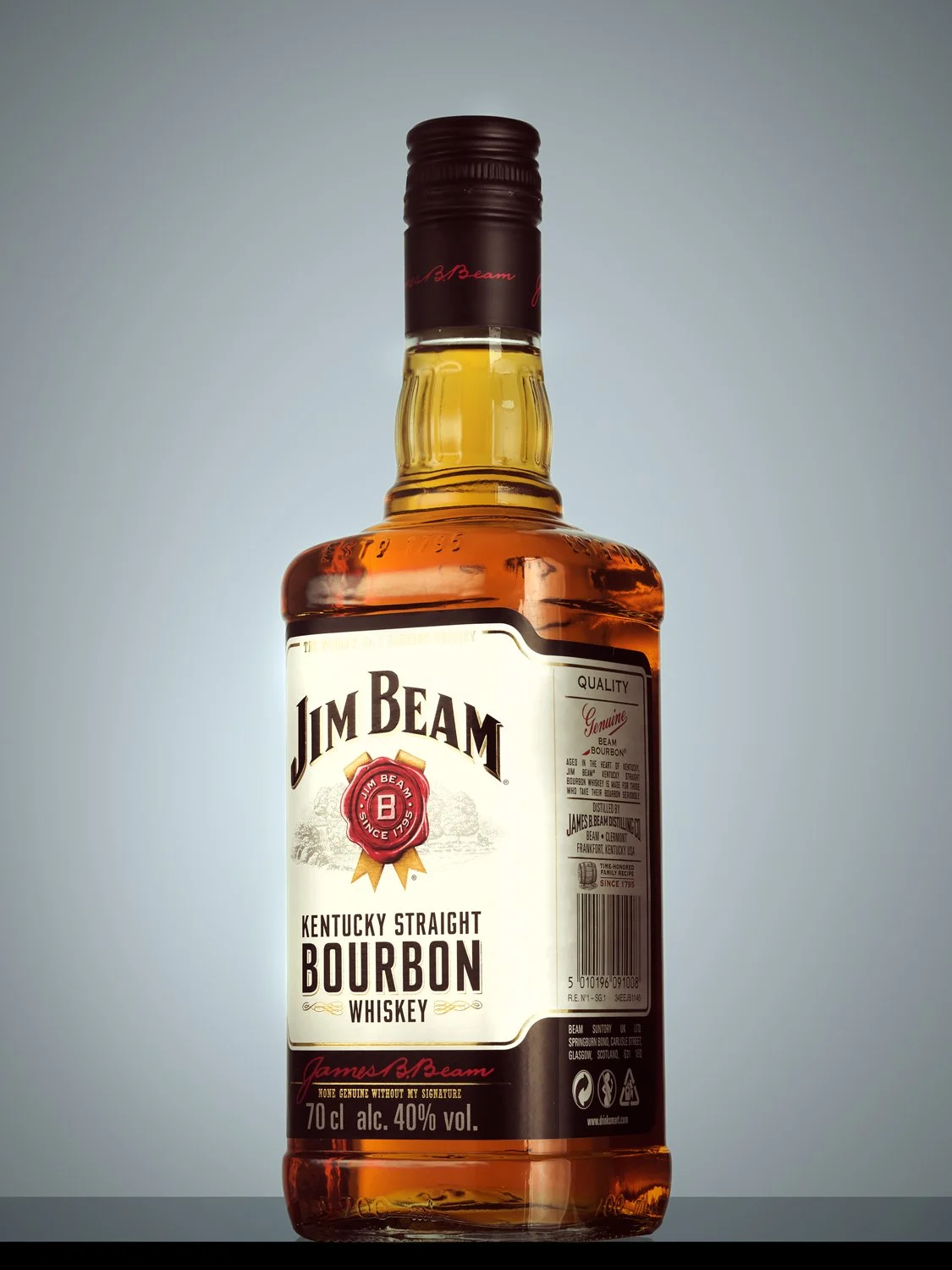 Jim-Beam-Bottle-Maikel-Thijssen-Photography-bewerkt.jpg