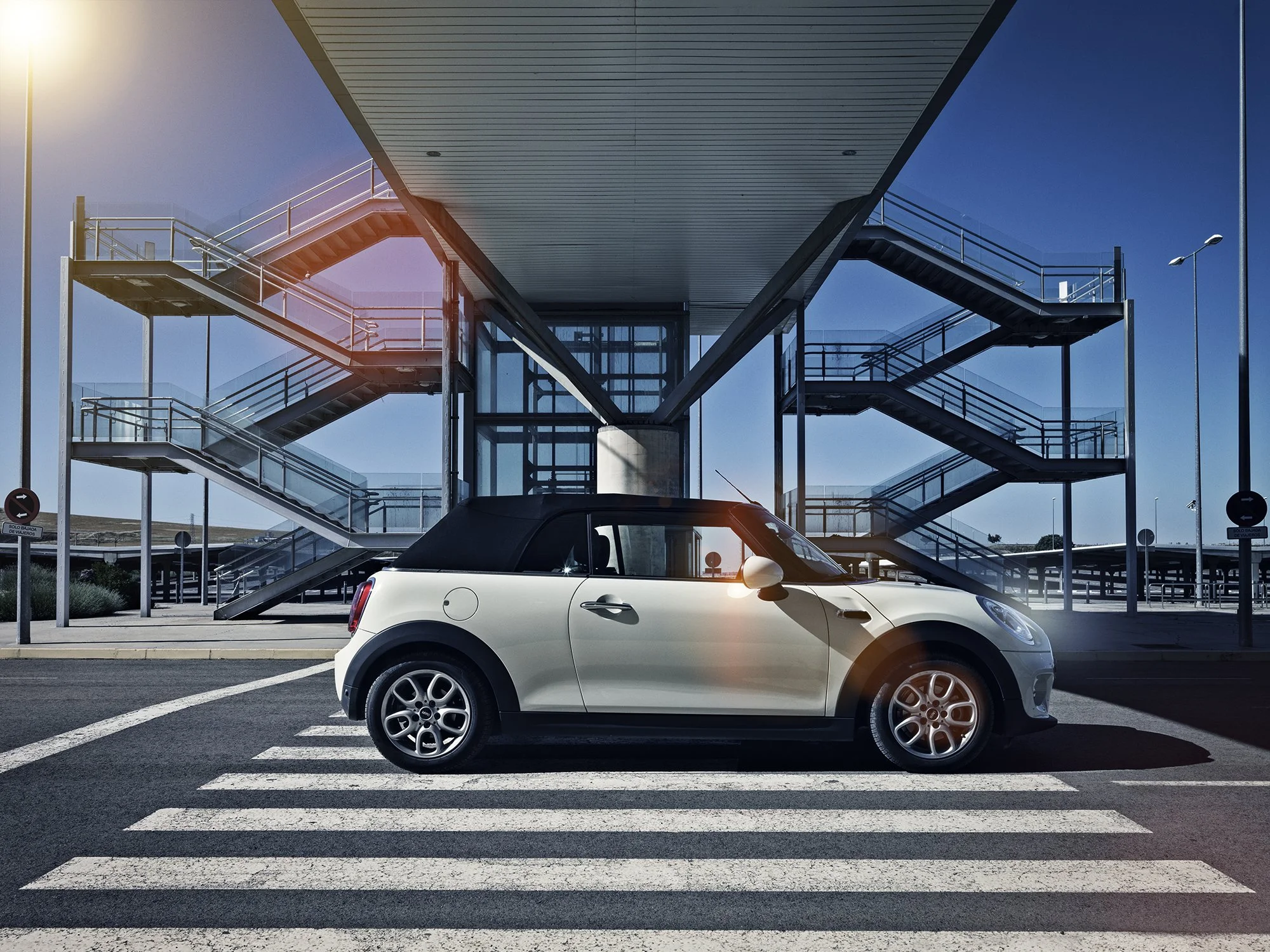 Mini Cooper Cabrio_0725_Maikel Thijssen Photography Amsterdam.jpg