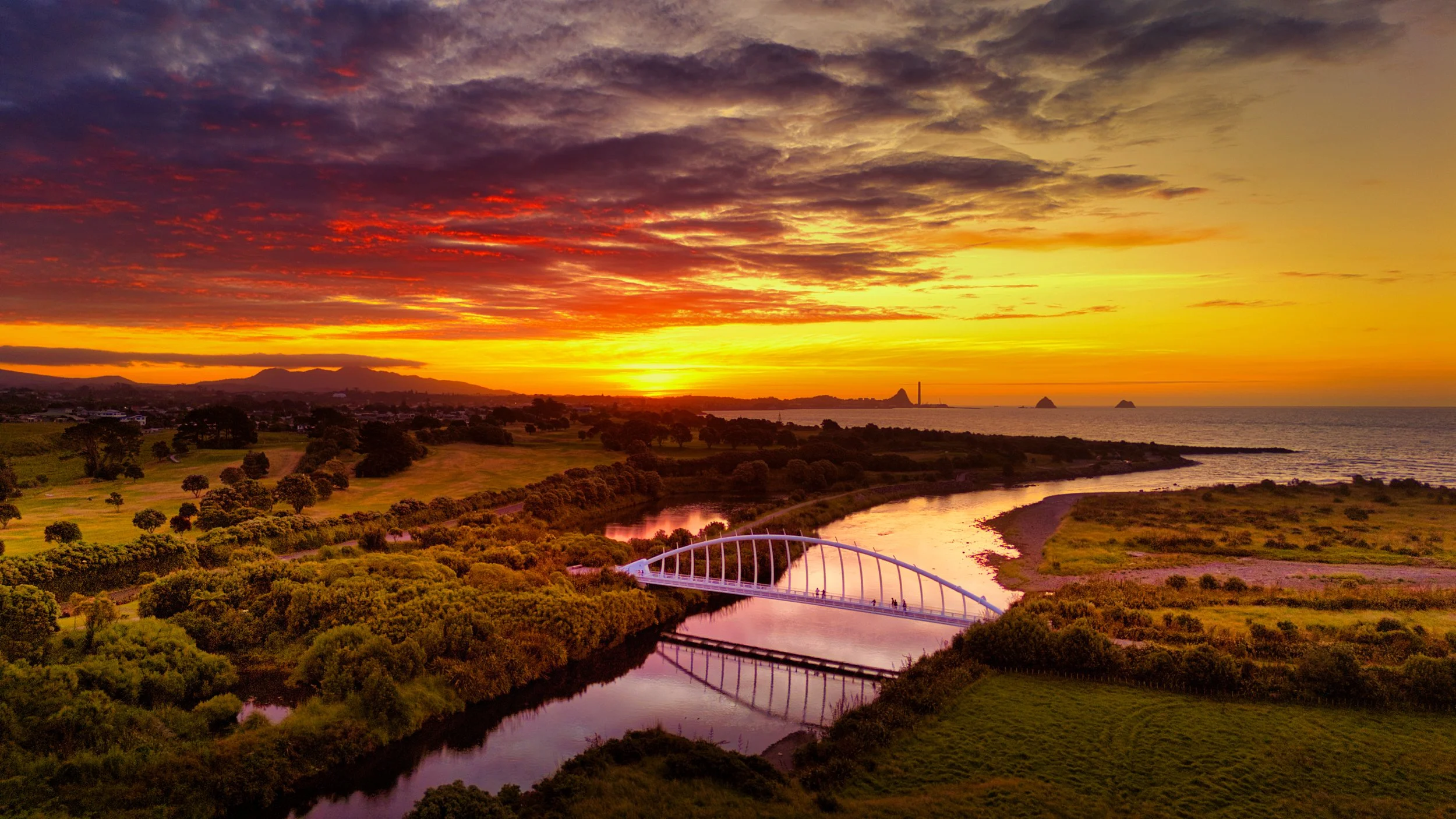 sunset_terewarewabridge.jpg