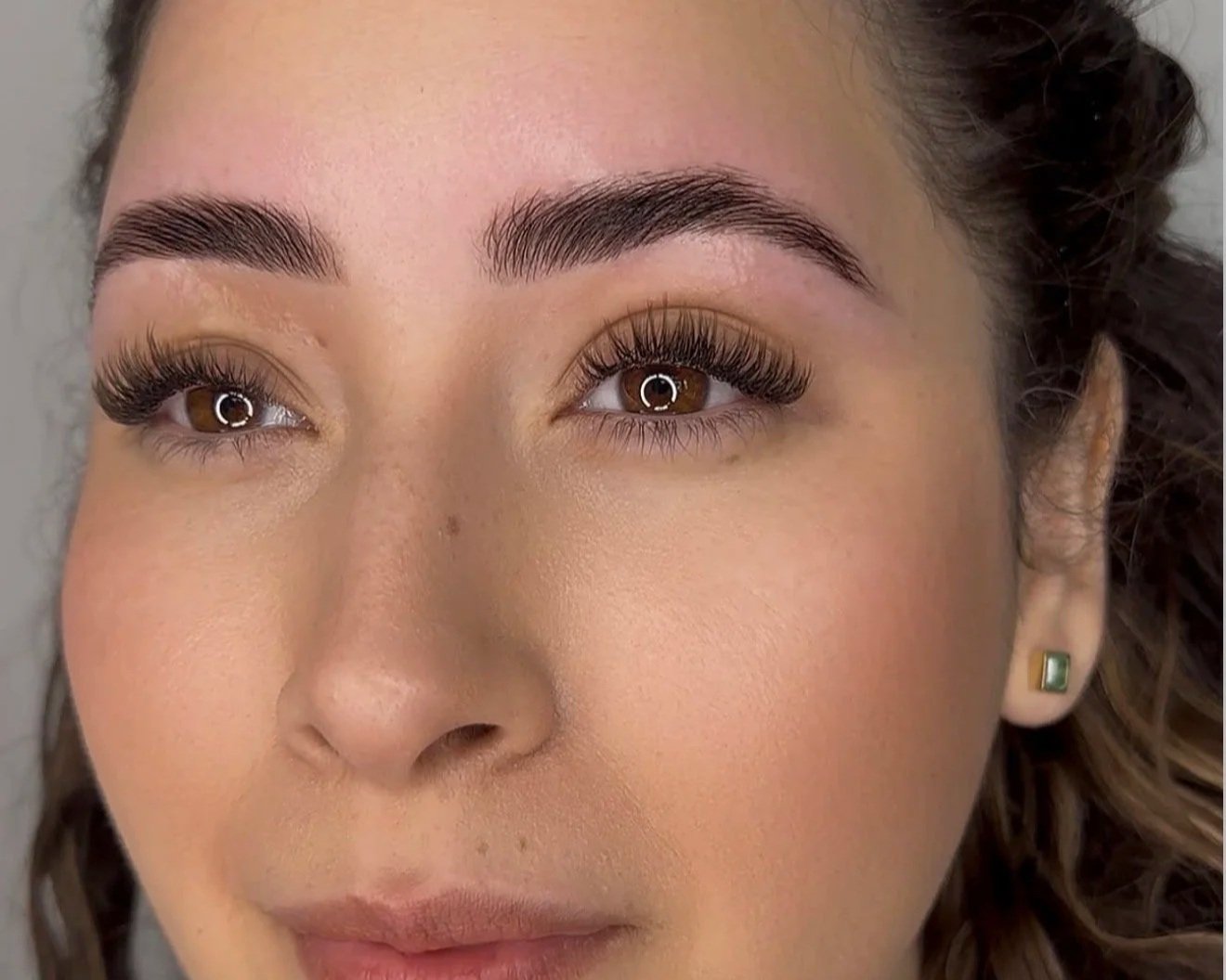 Custom lash extensions designed to complement the client’s natural eye shape at Tandem Lash Society in St. Petersburg, FL.