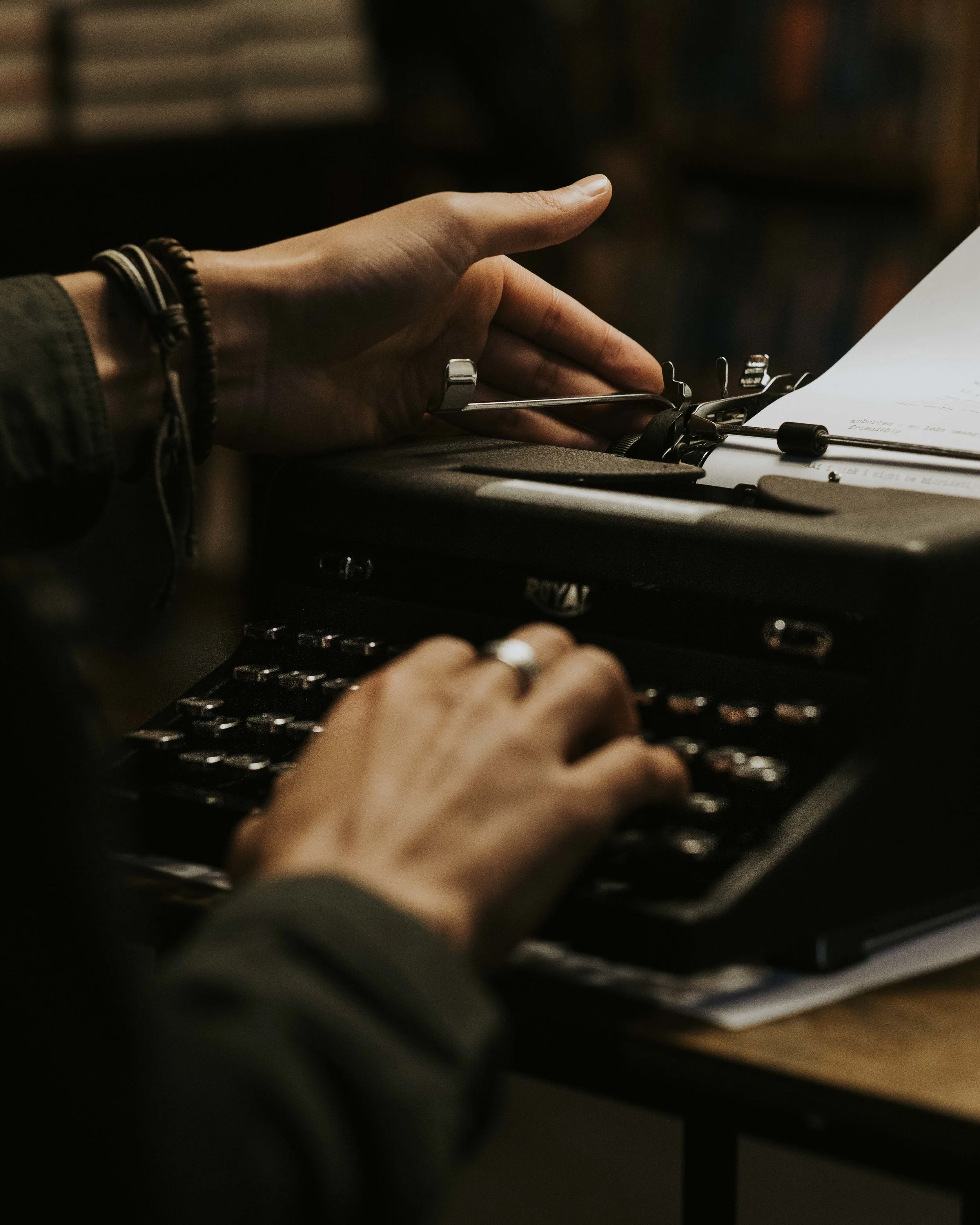 typewriter (1 of 1).jpg