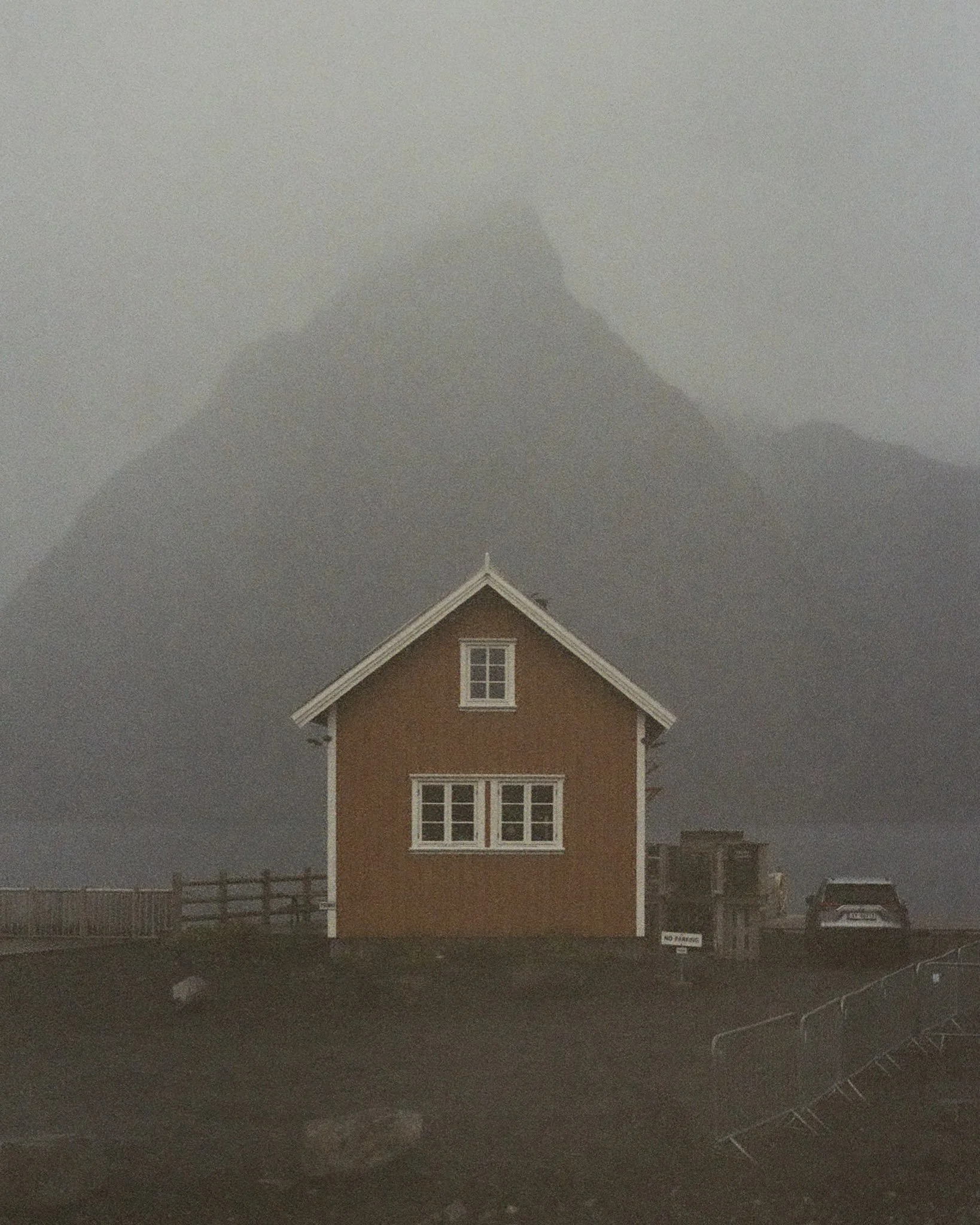 19-000072700023.jpg