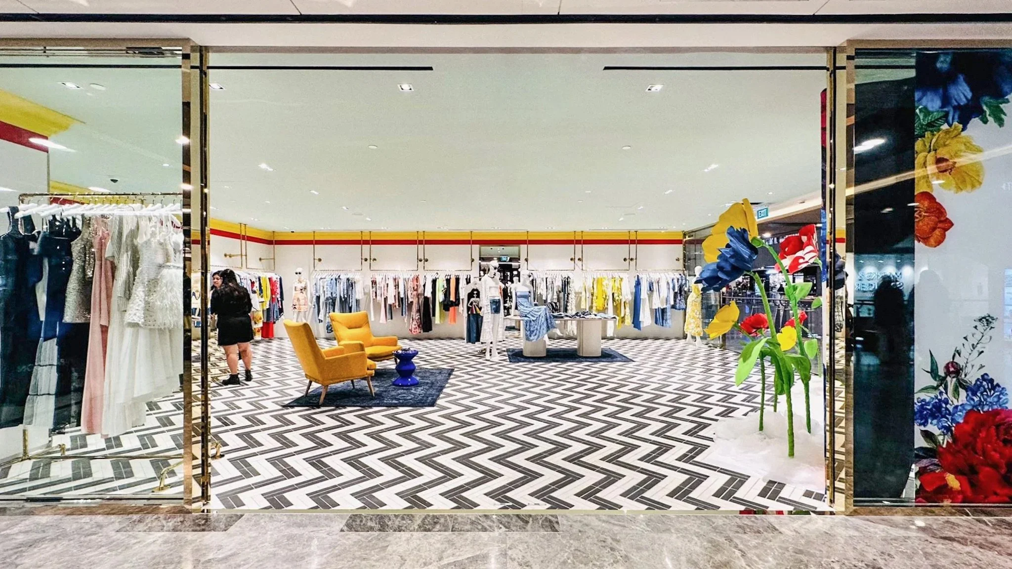 xlms-alice-olivia-paragon-4.jpeg