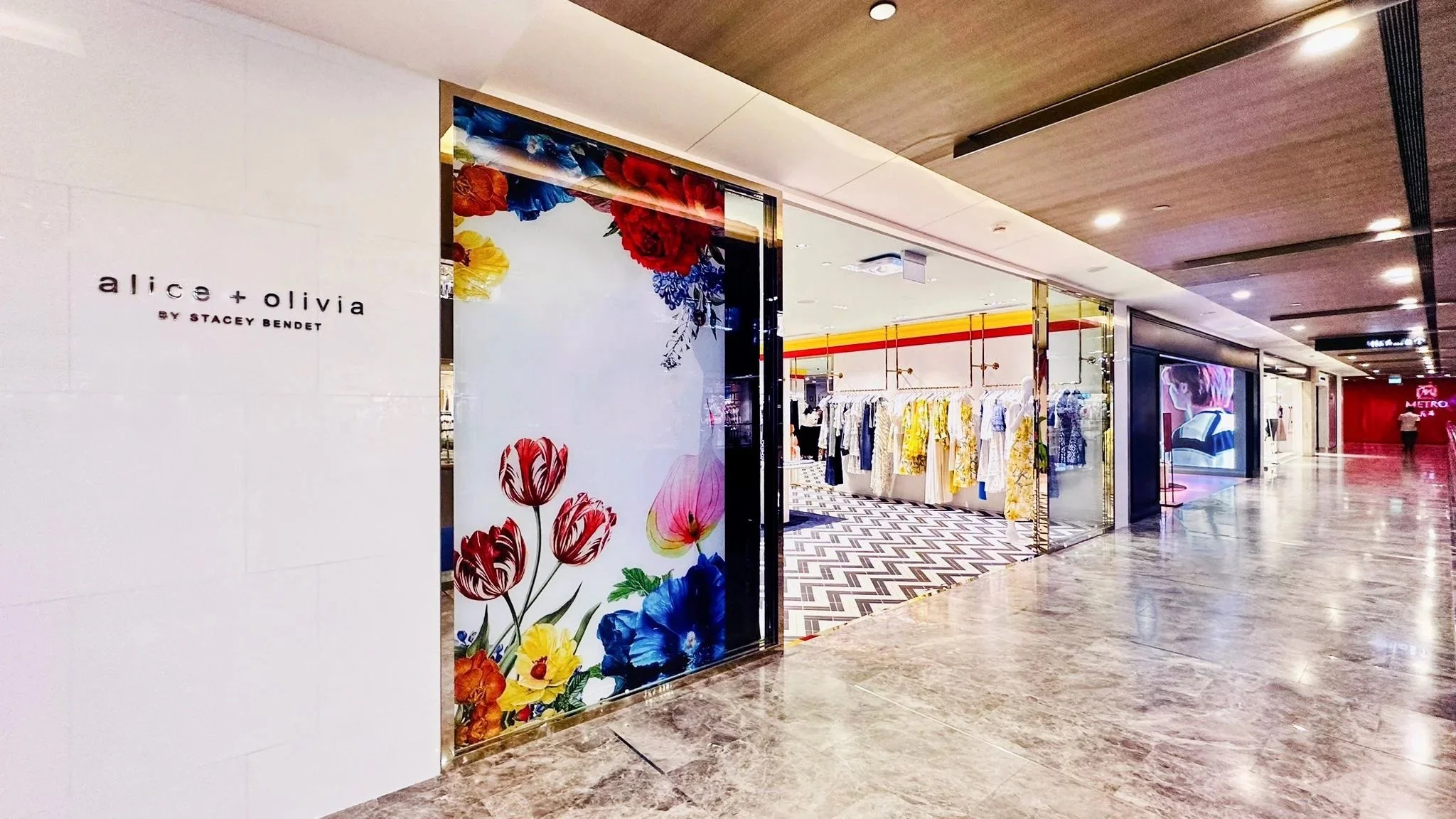 xlms-alice-olivia-paragon-2.jpeg