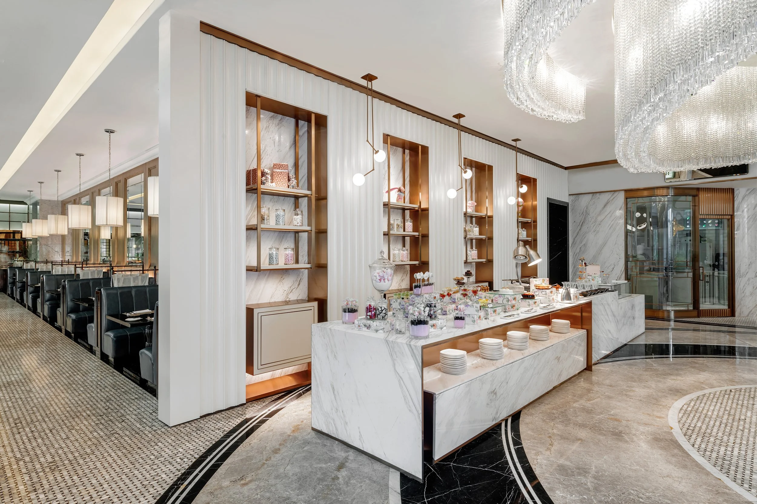 xlms-treasures-scent-langham-hotel-5.jpg