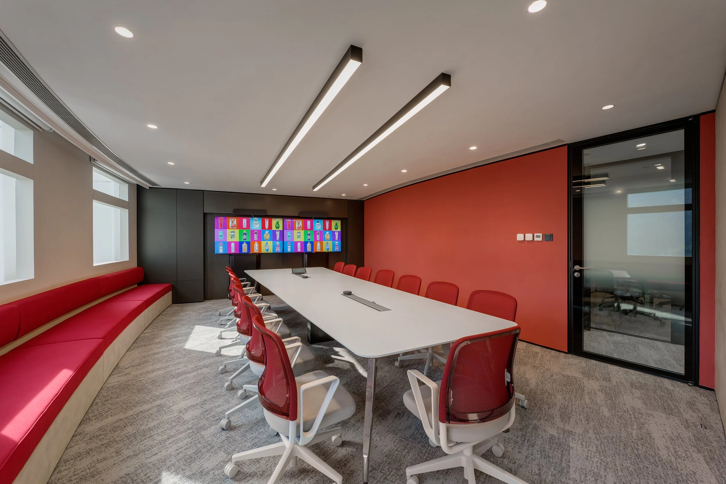 xlms-colgate-palmolive-workplace-20.jpg