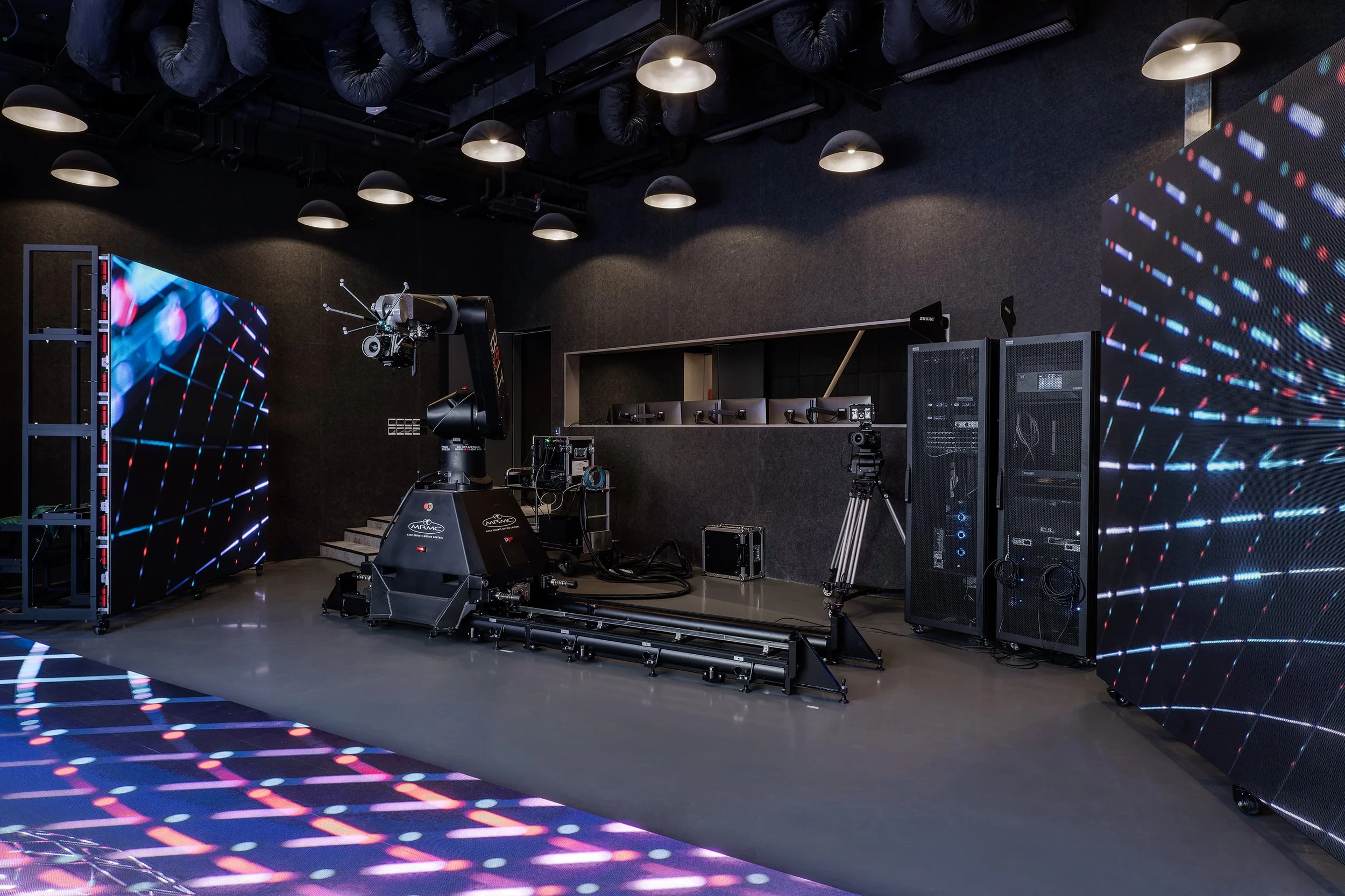xlms-votion-studio-9.jpg
