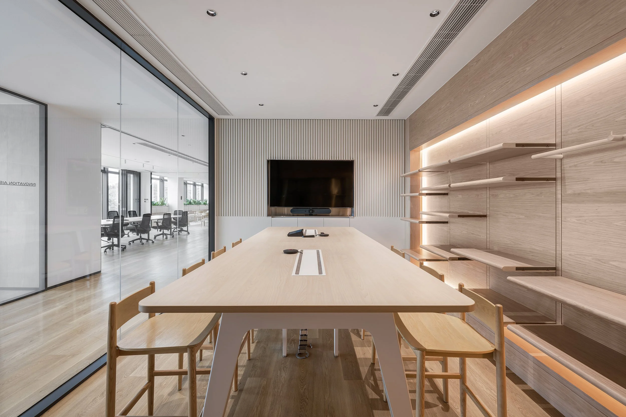 xlms-Lojel-office-8.jpg