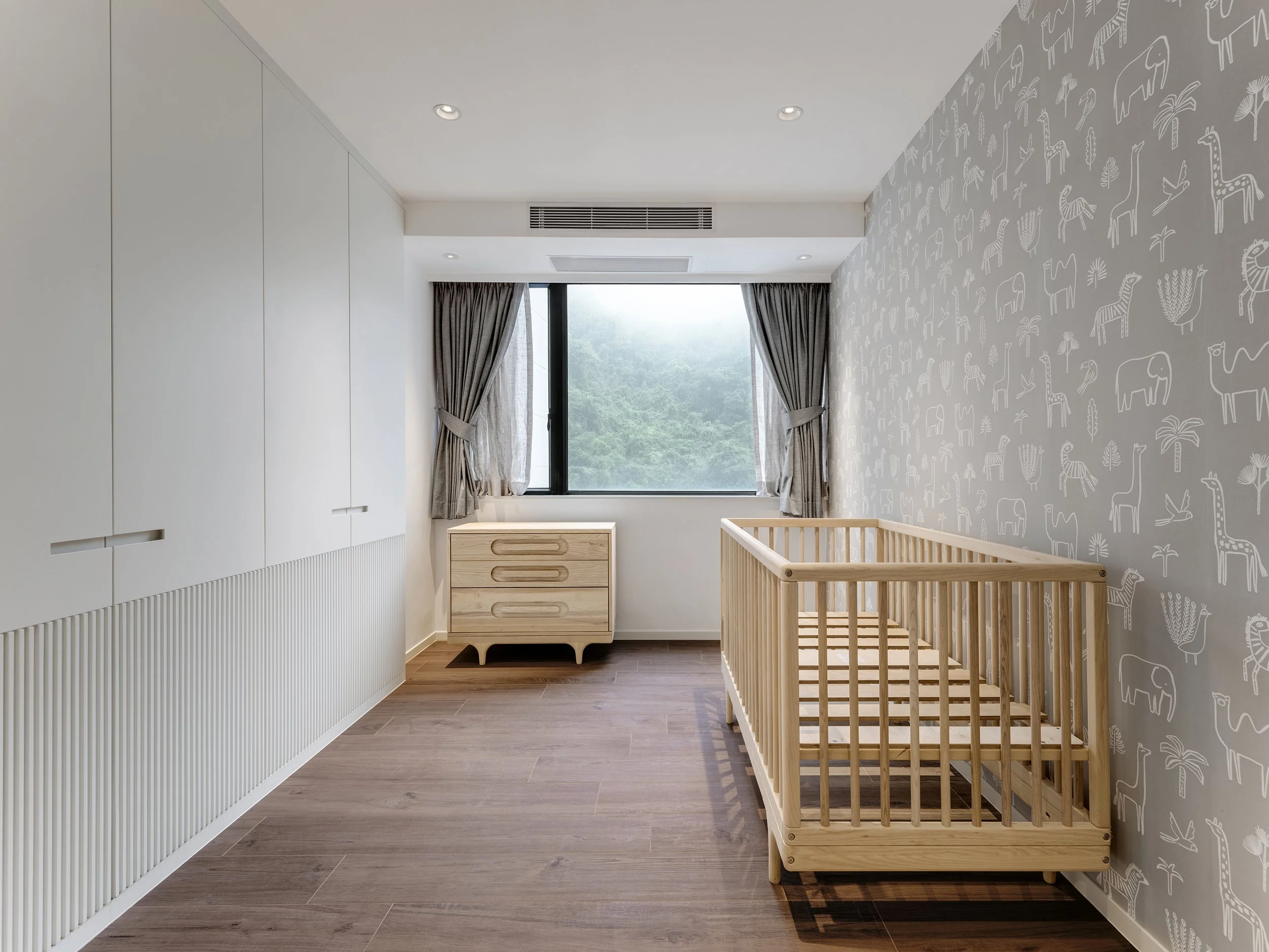 xlms-may-tower-apartment-7.jpg