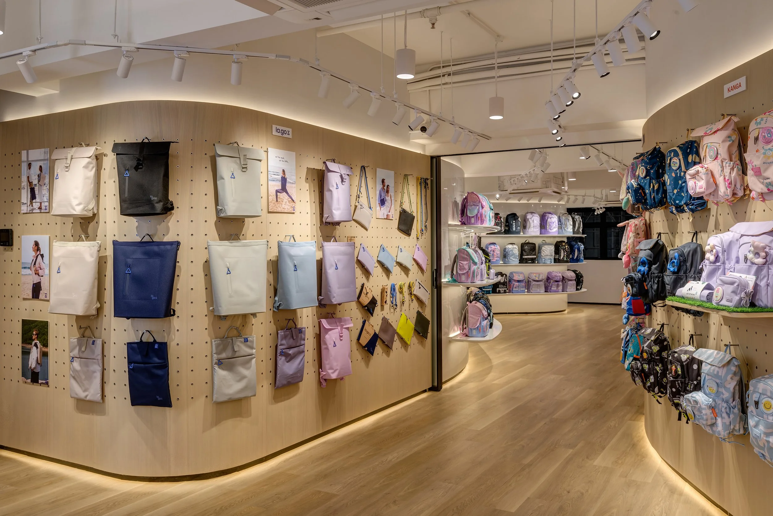 xlms-tiger-family-showroom-6.jpg