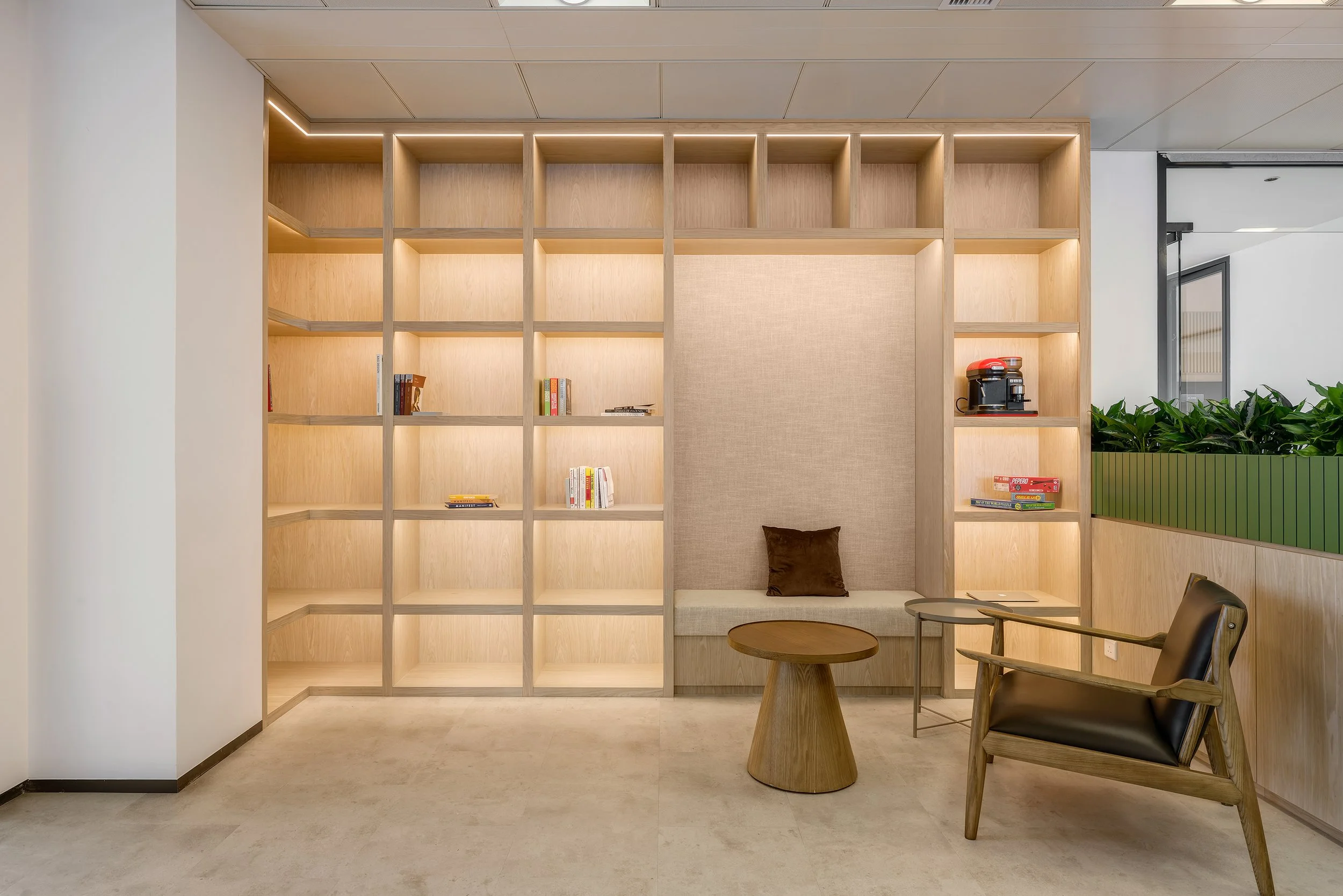 xlms-Lojel-office-13.jpg