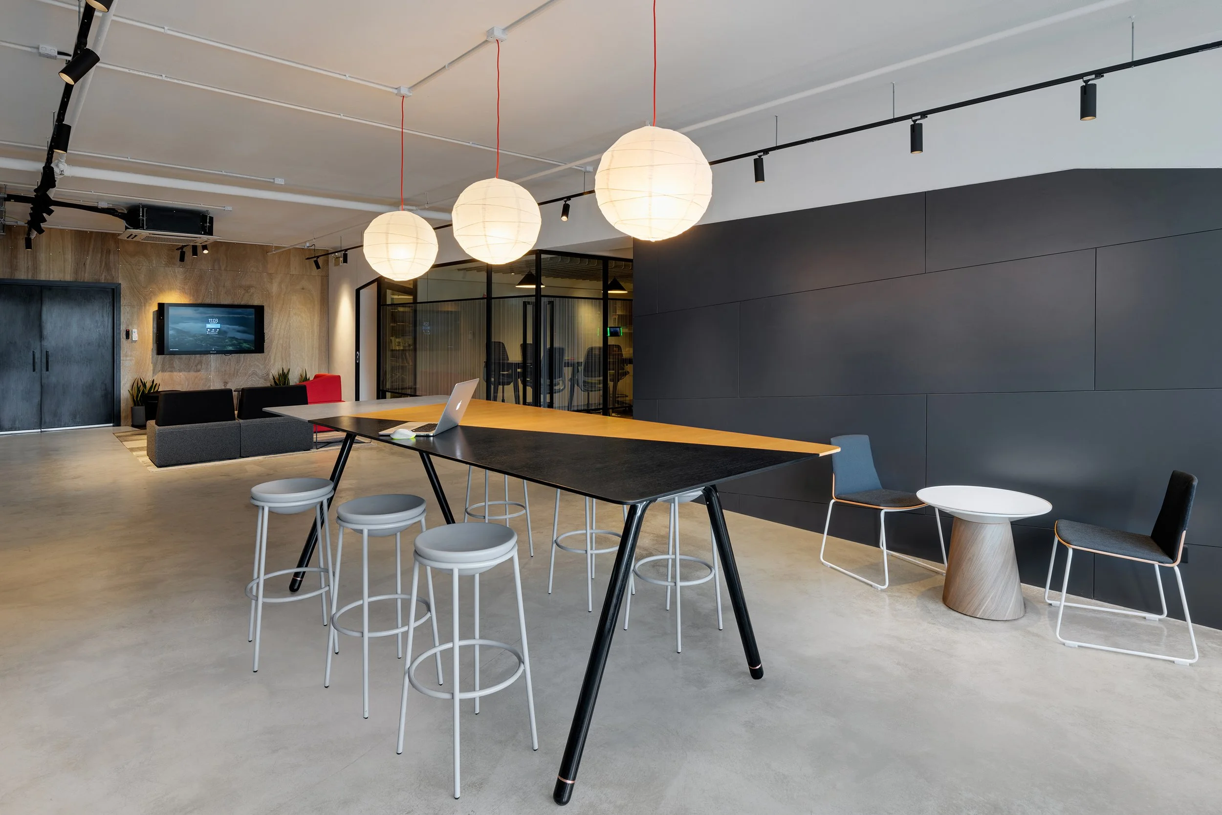 xlms-Innovation-center-5.jpg