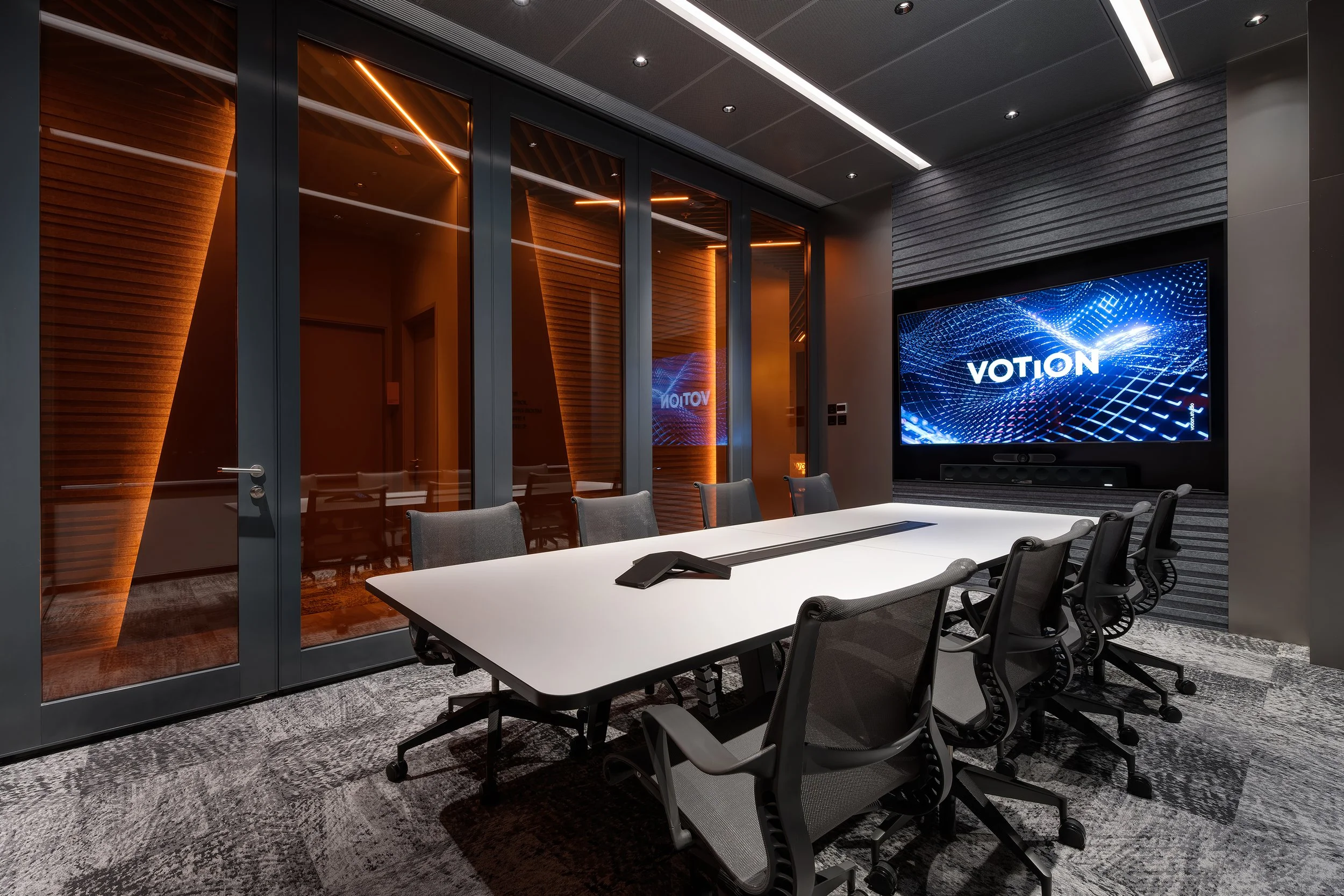 xlms-votion-studio-41.jpg